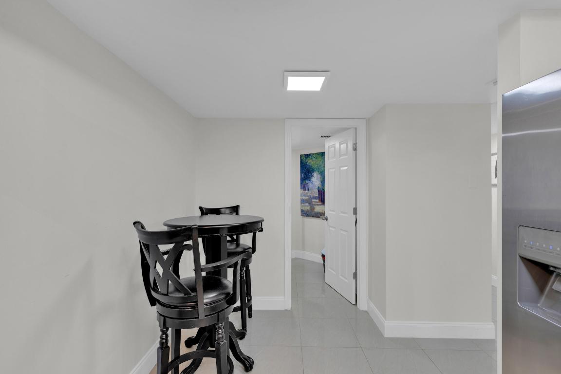 LAVERS DELRAY RACQUET CLUB CONDO - Residential Lease