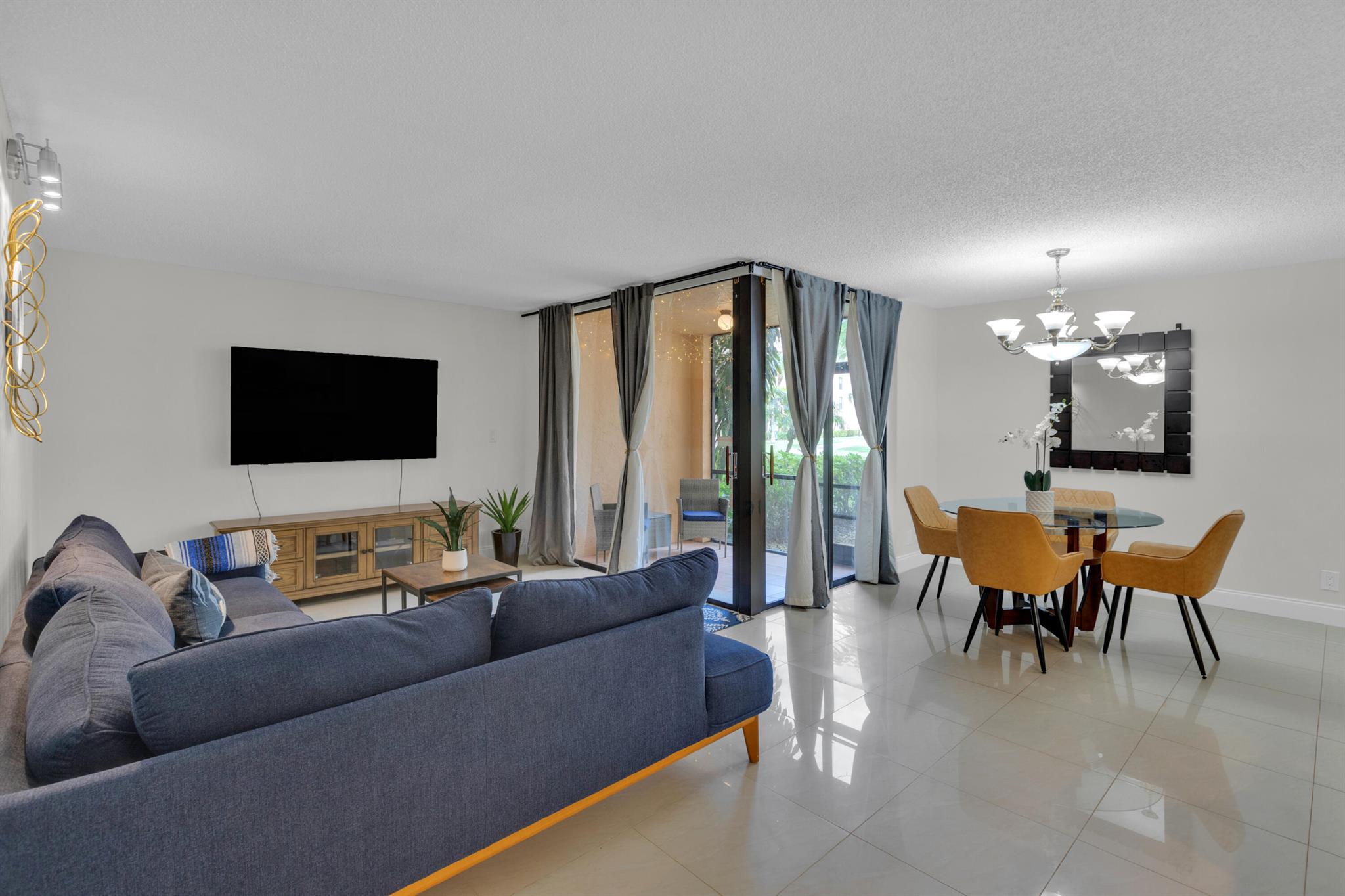 LAVERS DELRAY RACQUET CLUB CONDO - Residential Lease