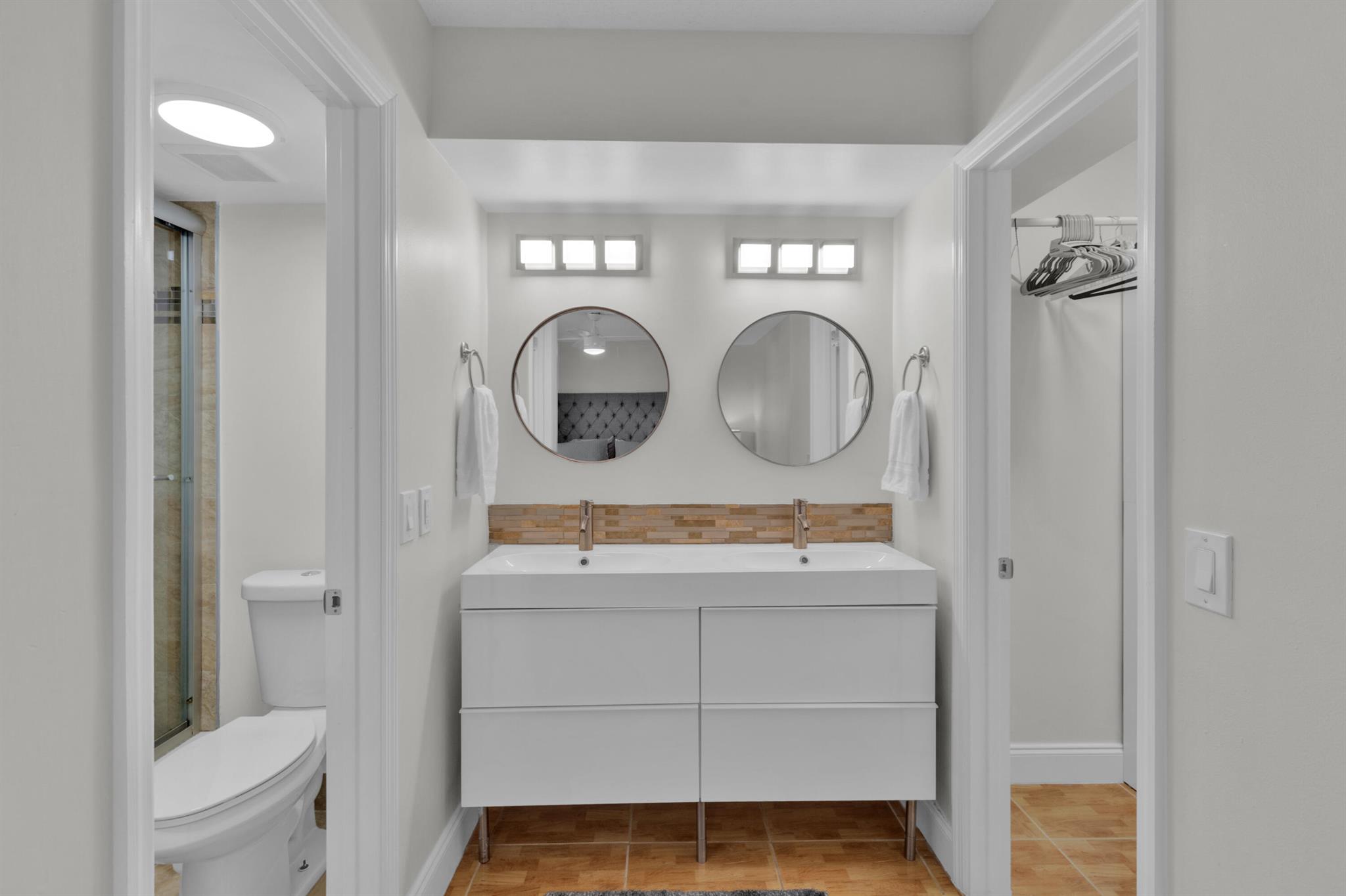 LAVERS DELRAY RACQUET CLUB CONDO - Residential Lease