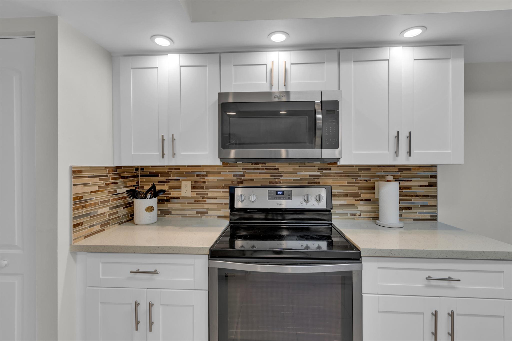 LAVERS DELRAY RACQUET CLUB CONDO - Residential Lease