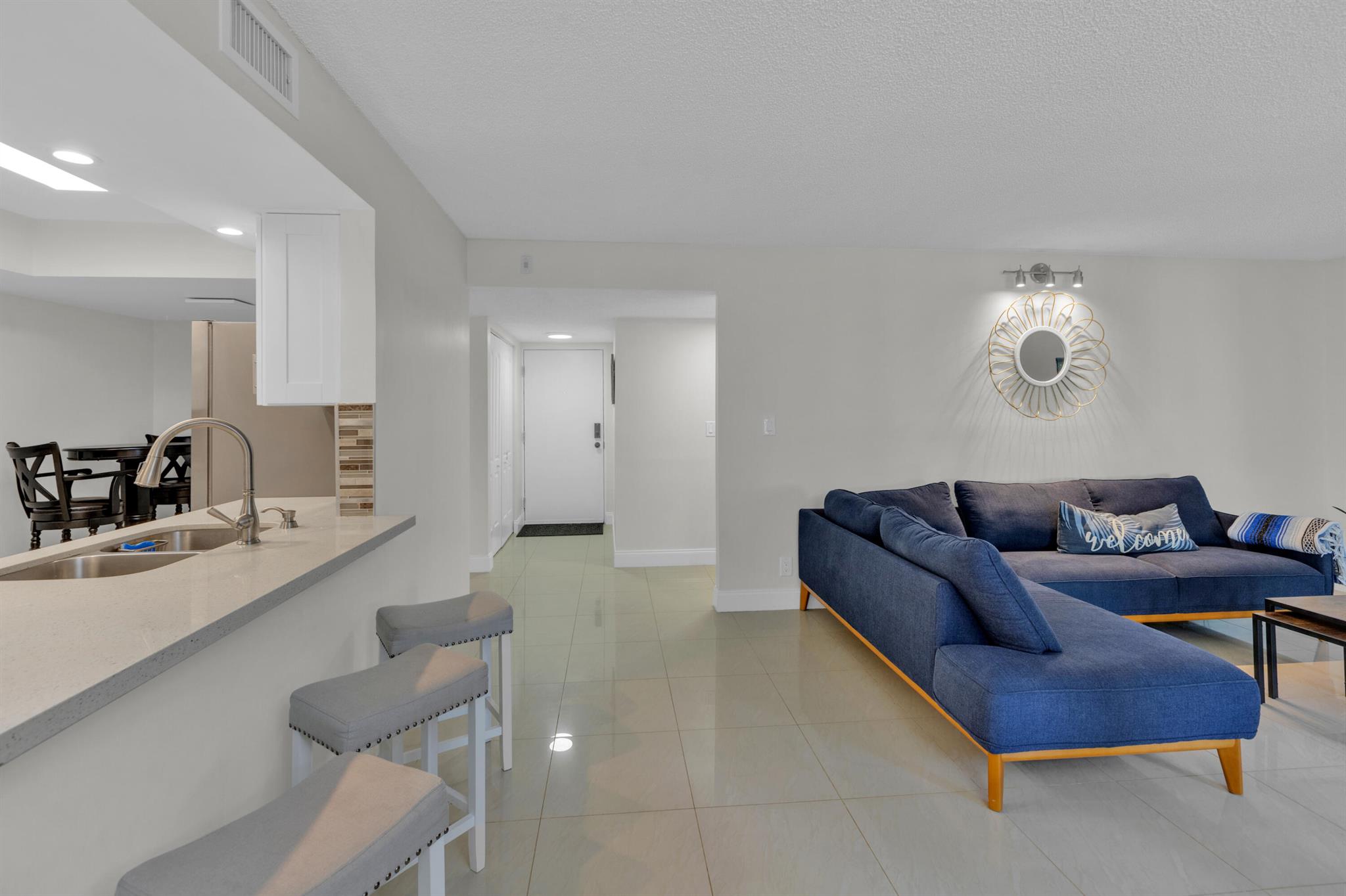 LAVERS DELRAY RACQUET CLUB CONDO - Residential Lease