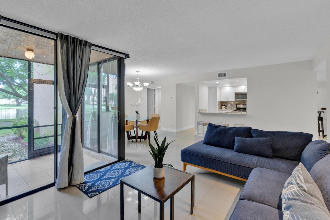 LAVERS DELRAY RACQUET CLUB CONDO - Residential Lease