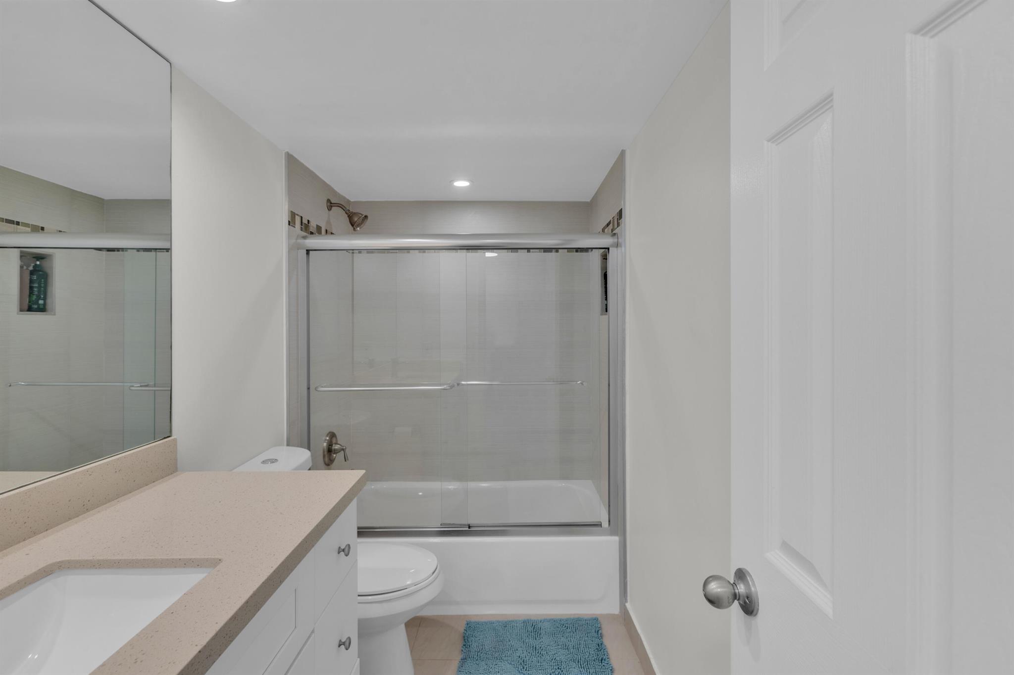 LAVERS DELRAY RACQUET CLUB CONDO - Residential Lease