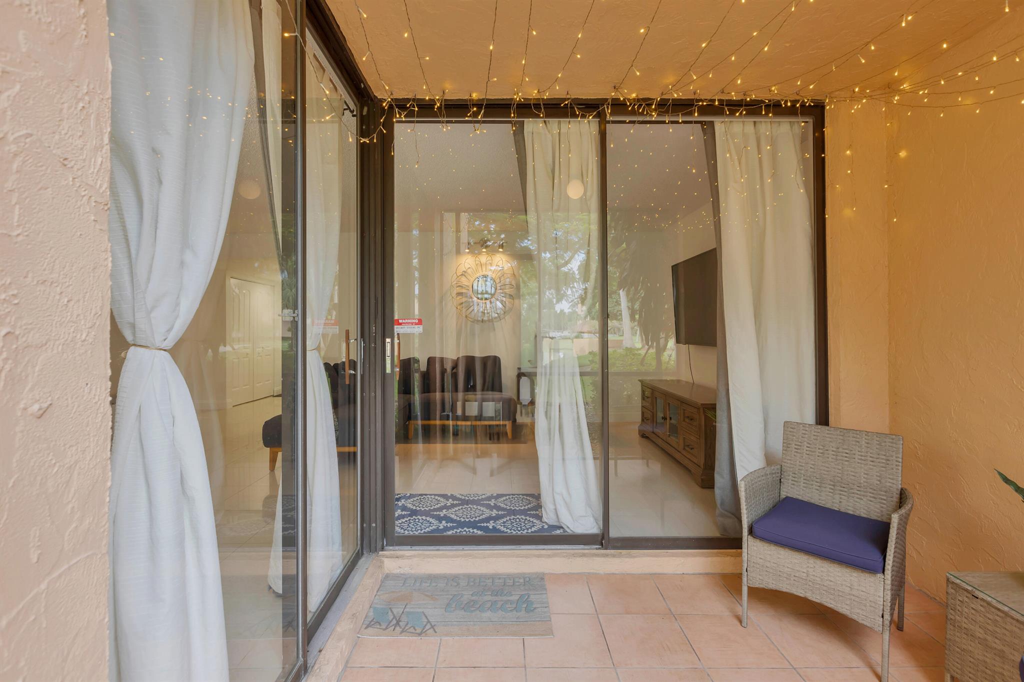 LAVERS DELRAY RACQUET CLUB CONDO - Residential Lease