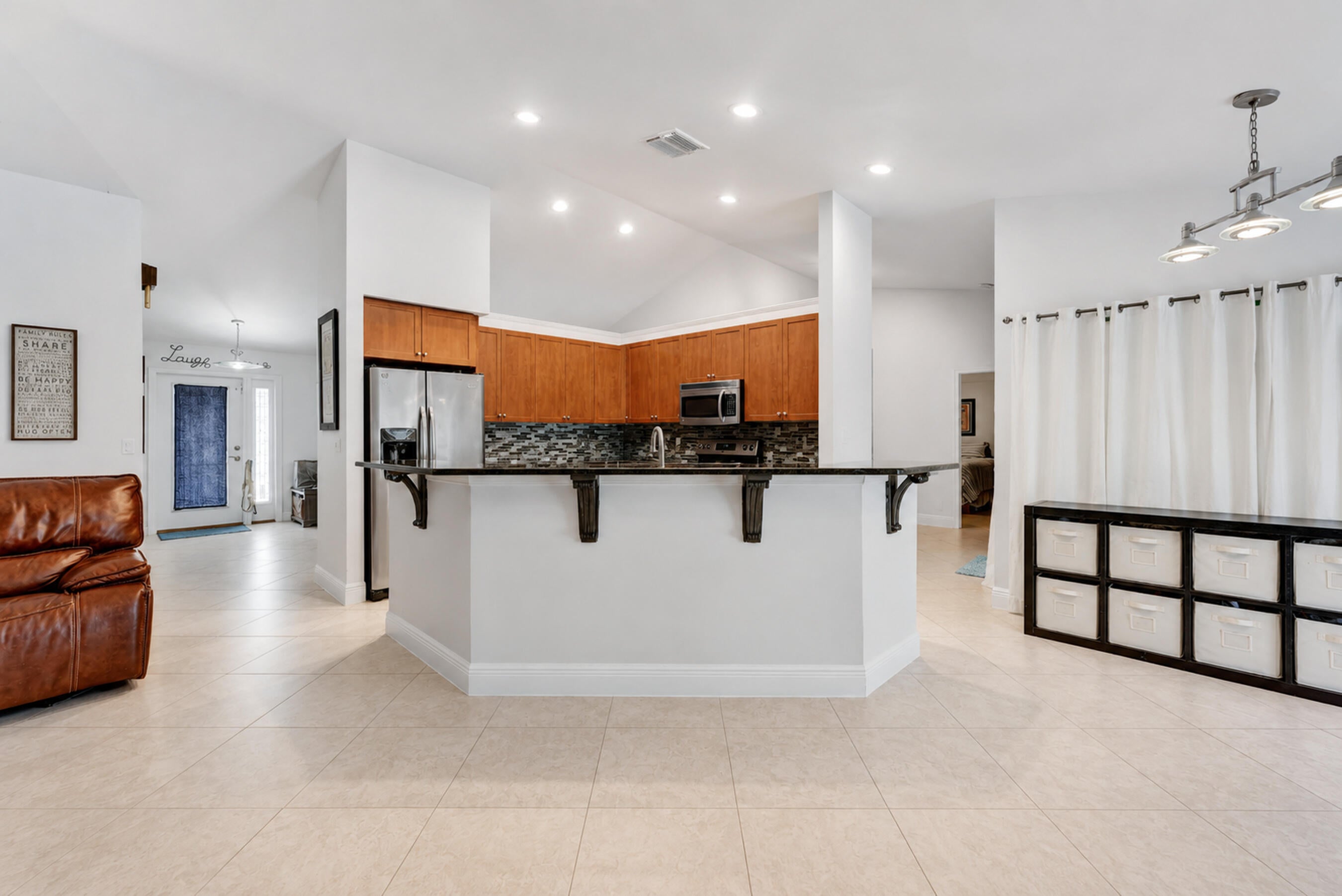 4270 NW 9th Street