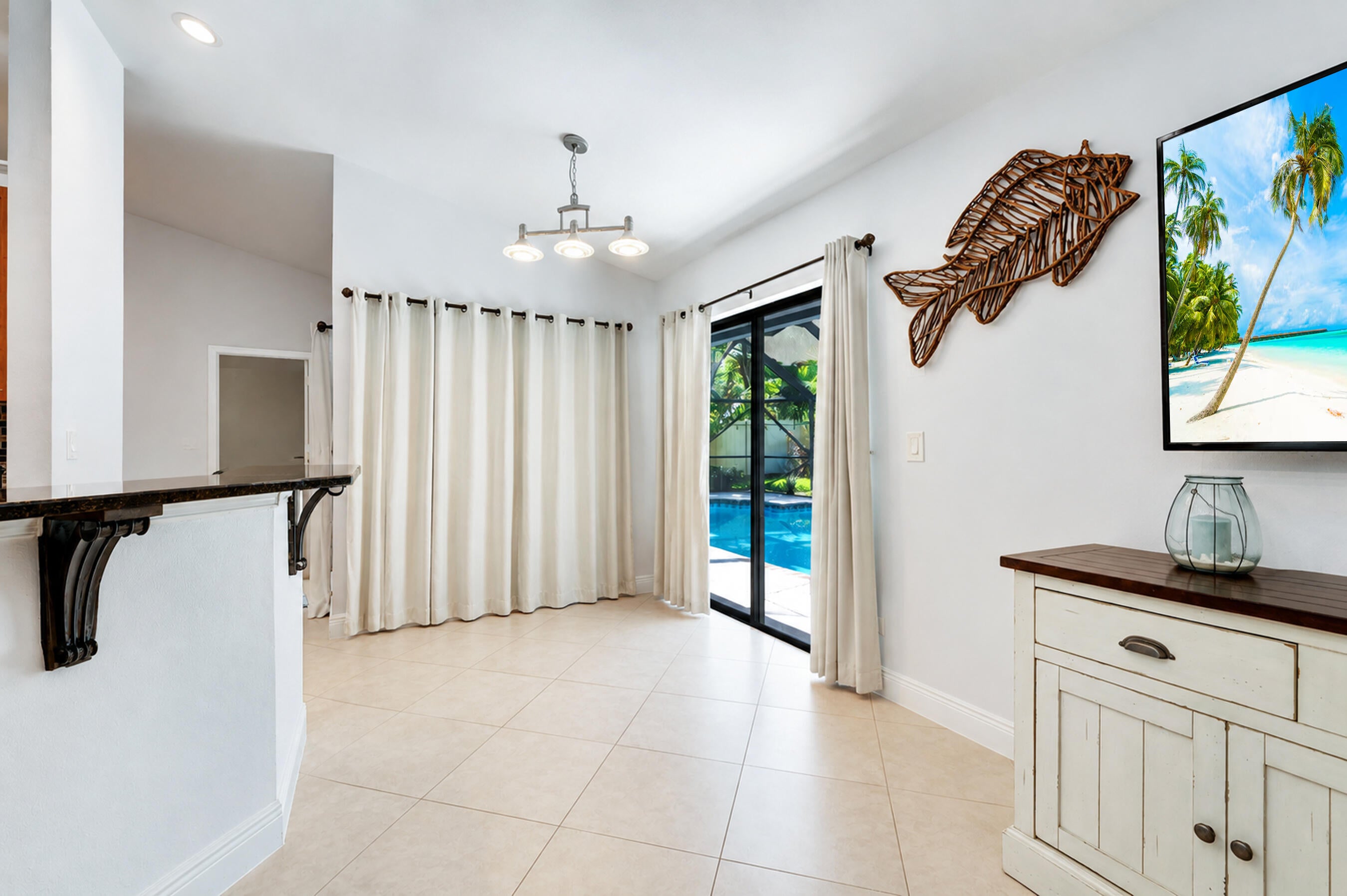 4270 NW 9th Street