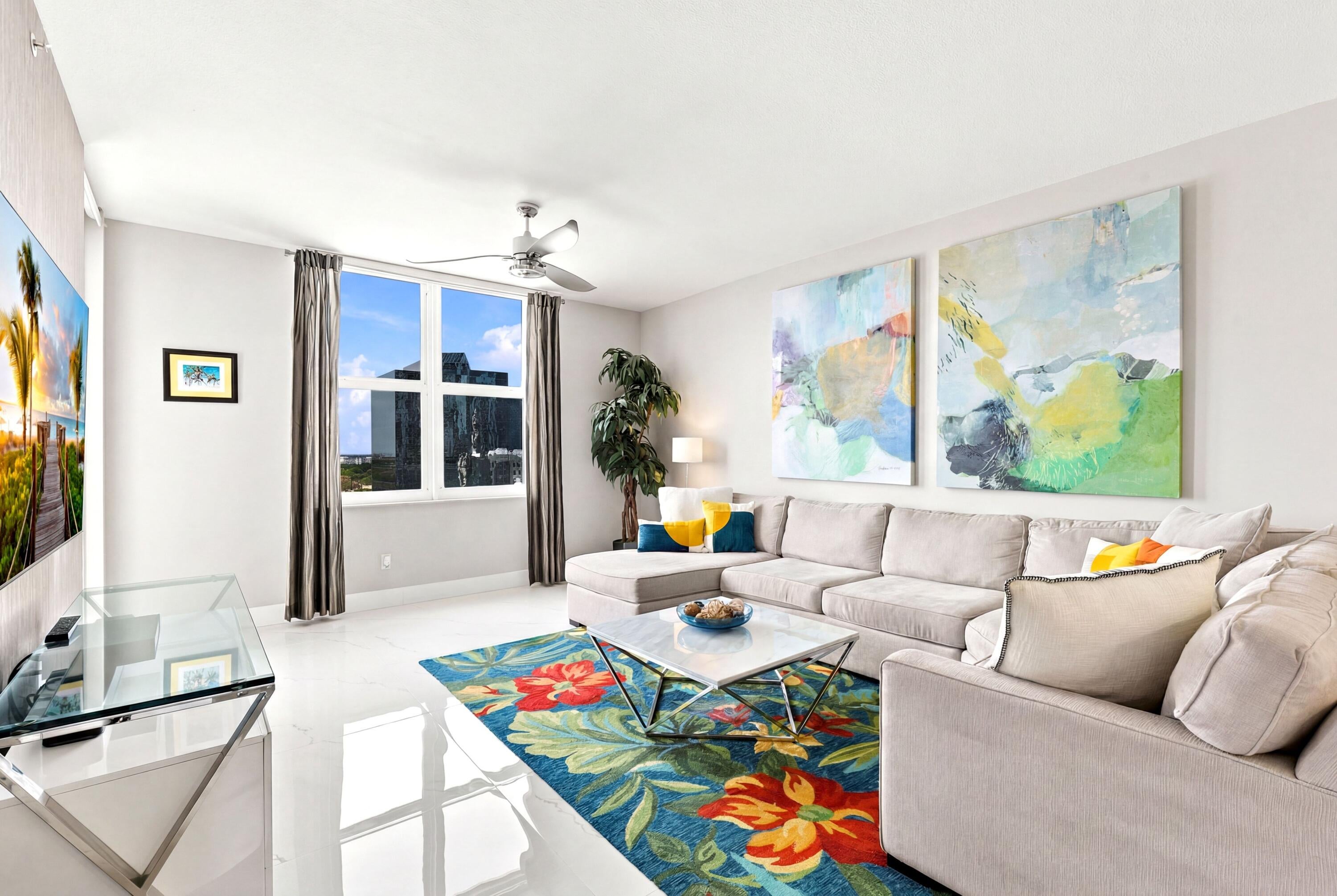 511 SE 5 Avenue 1208