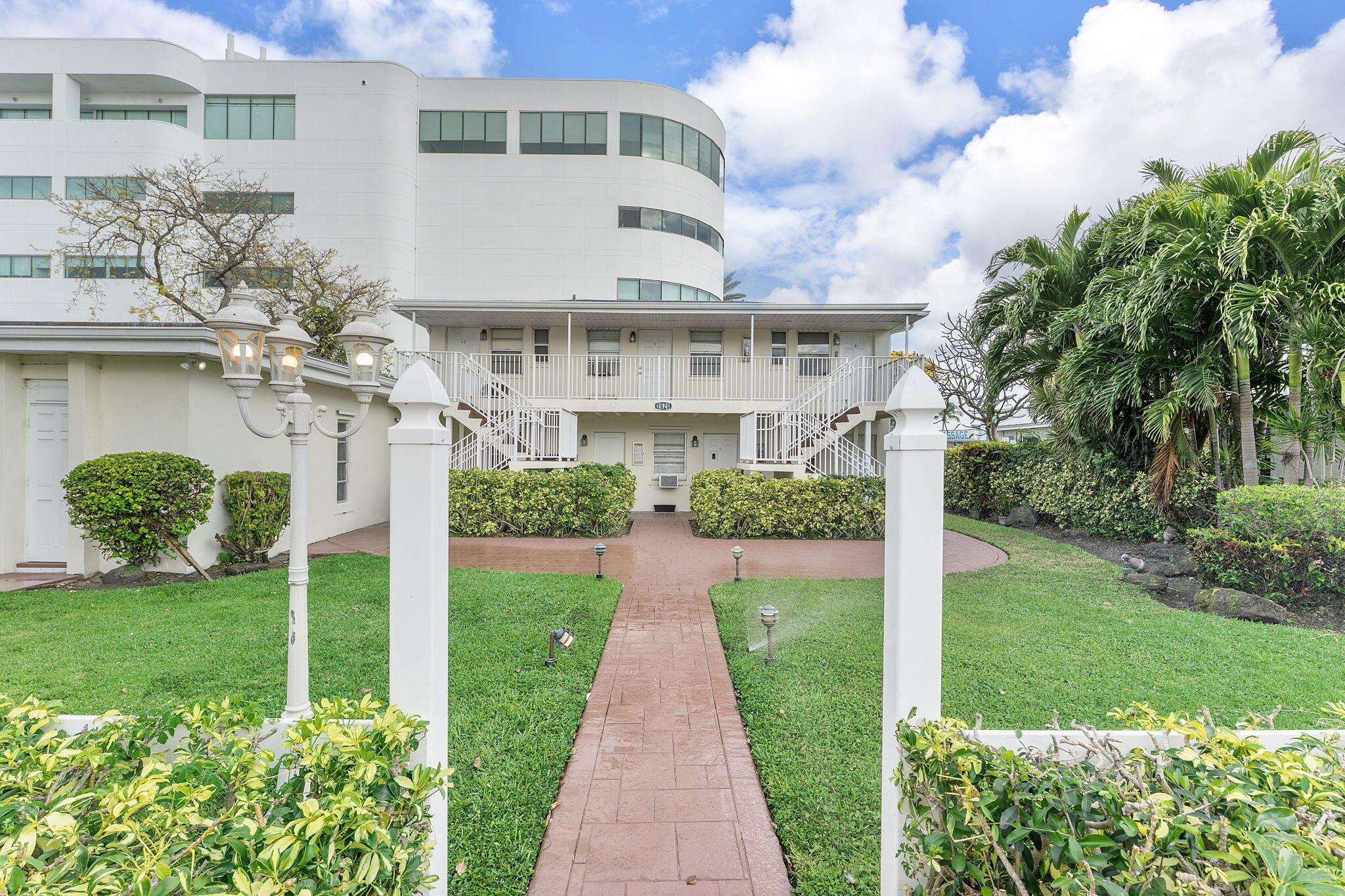 PALM BEACH SHORES - Residential