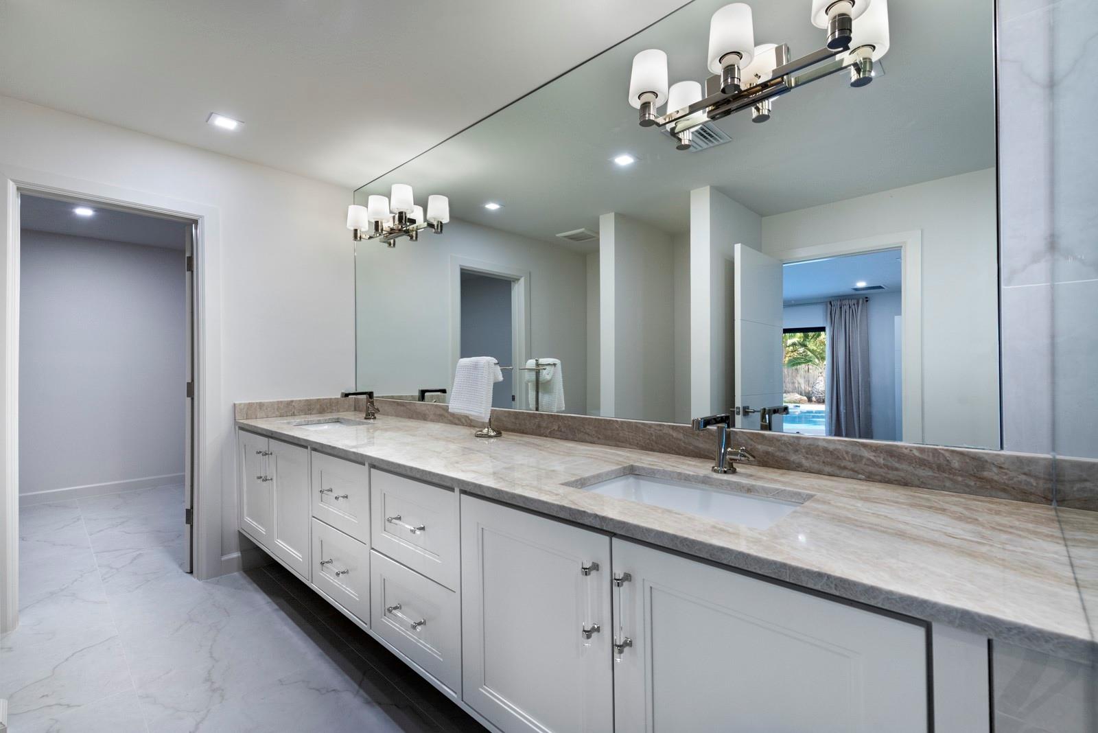 Coral Key Villas 8th Sec - Residential