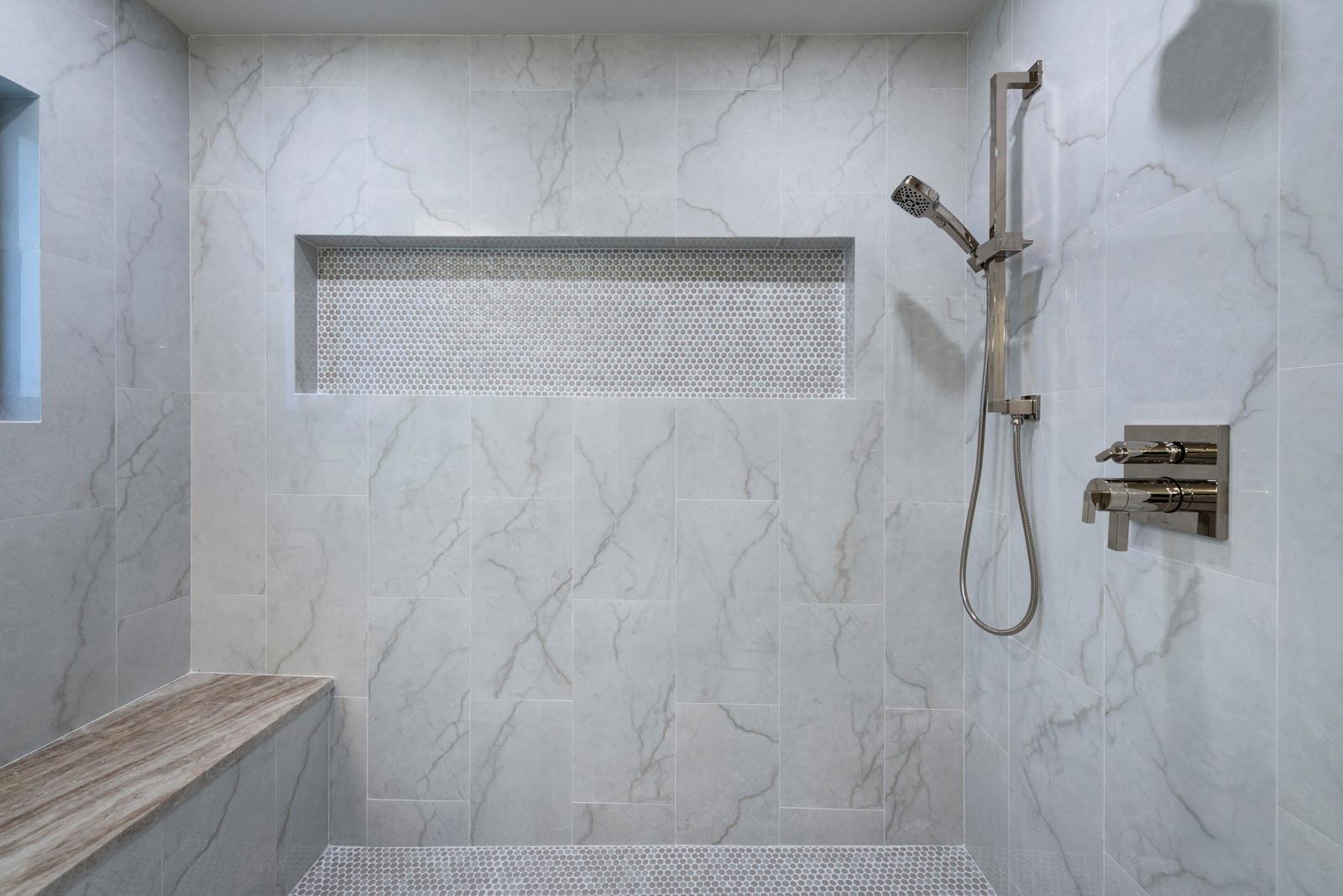 Coral Key Villas 8th Sec - Residential