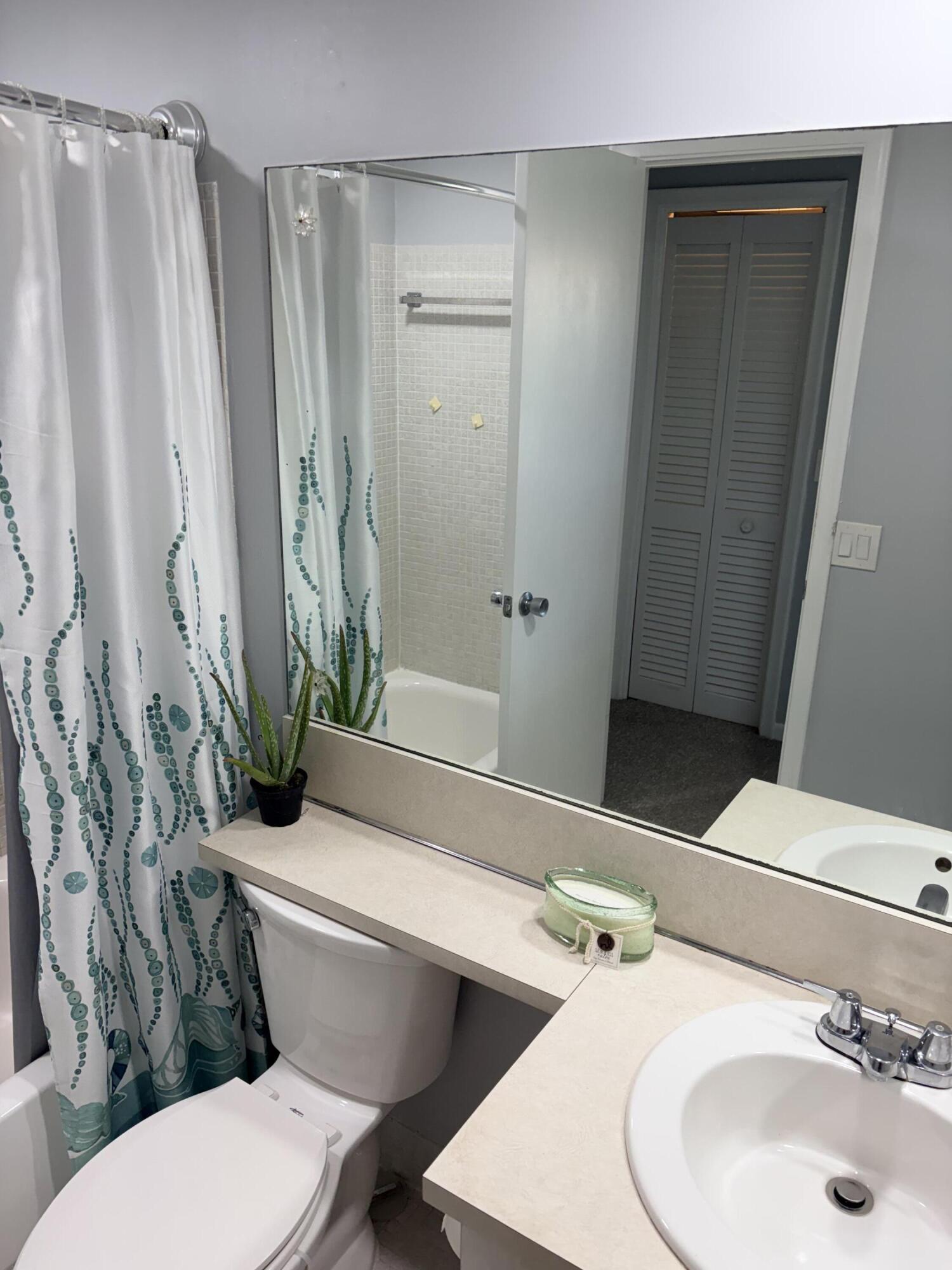 Century Village-EASTHAMPTON - Residential