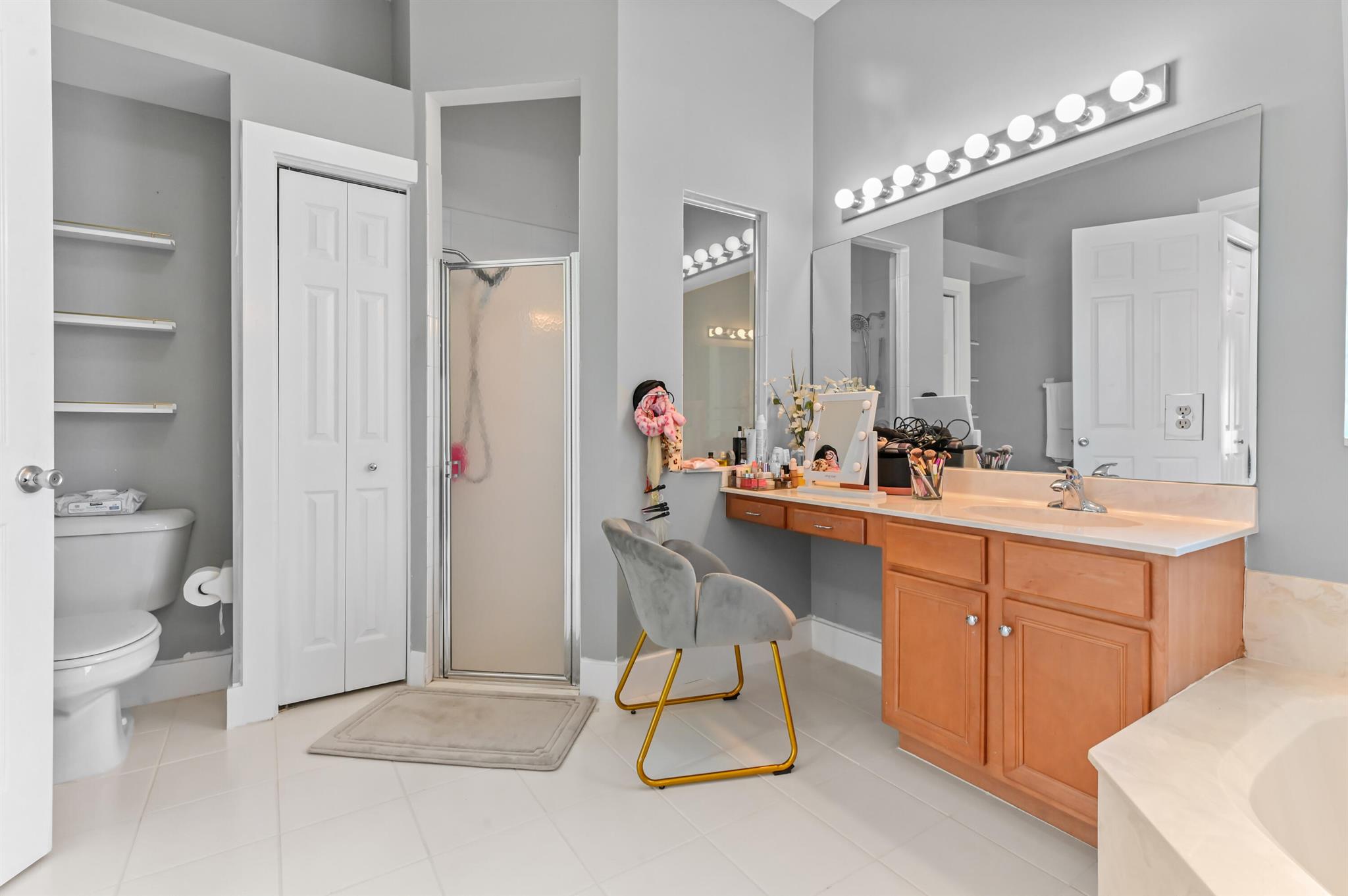 VERNON HEIGHTS - Residential