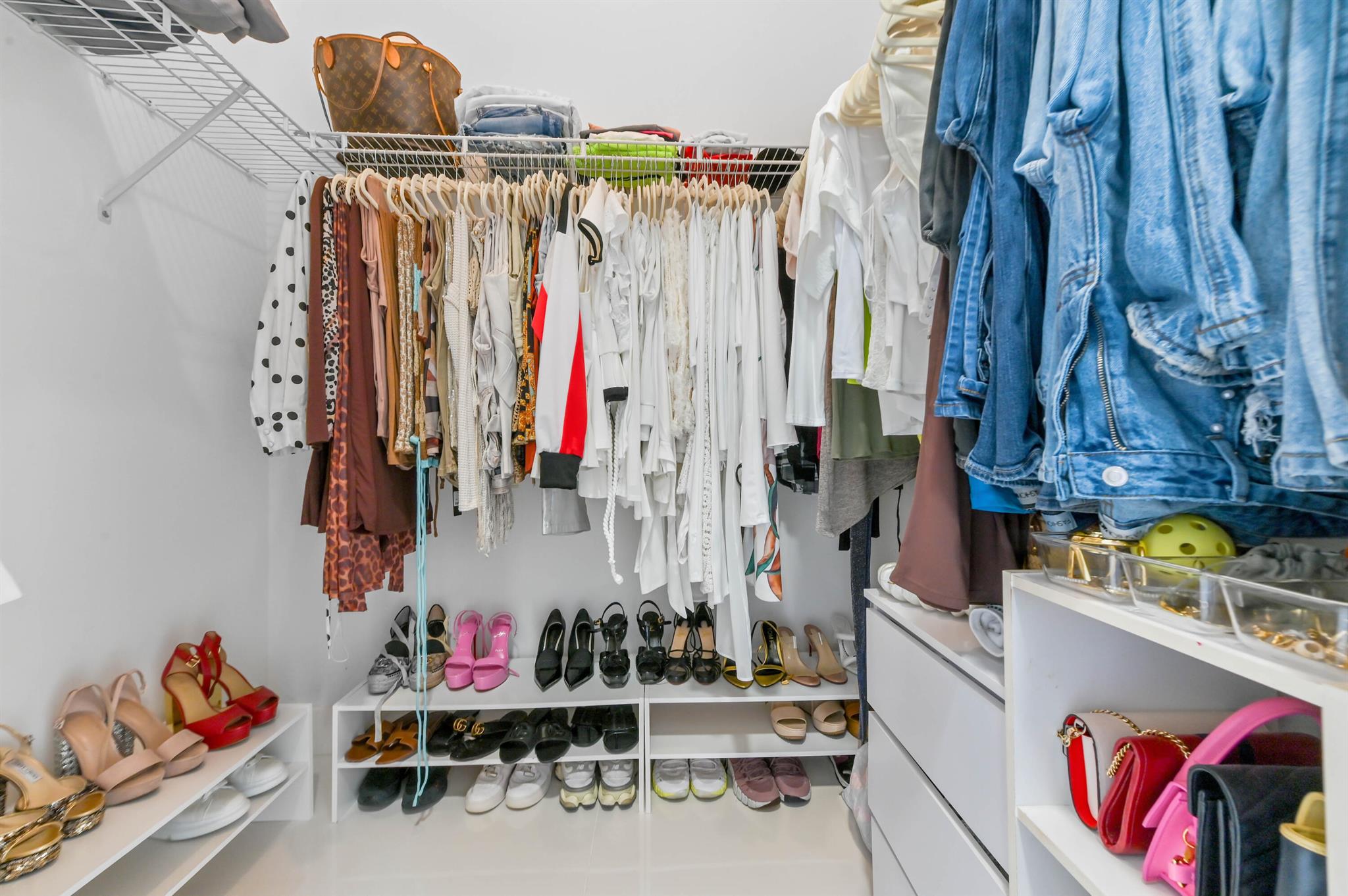 VERNON HEIGHTS - Residential