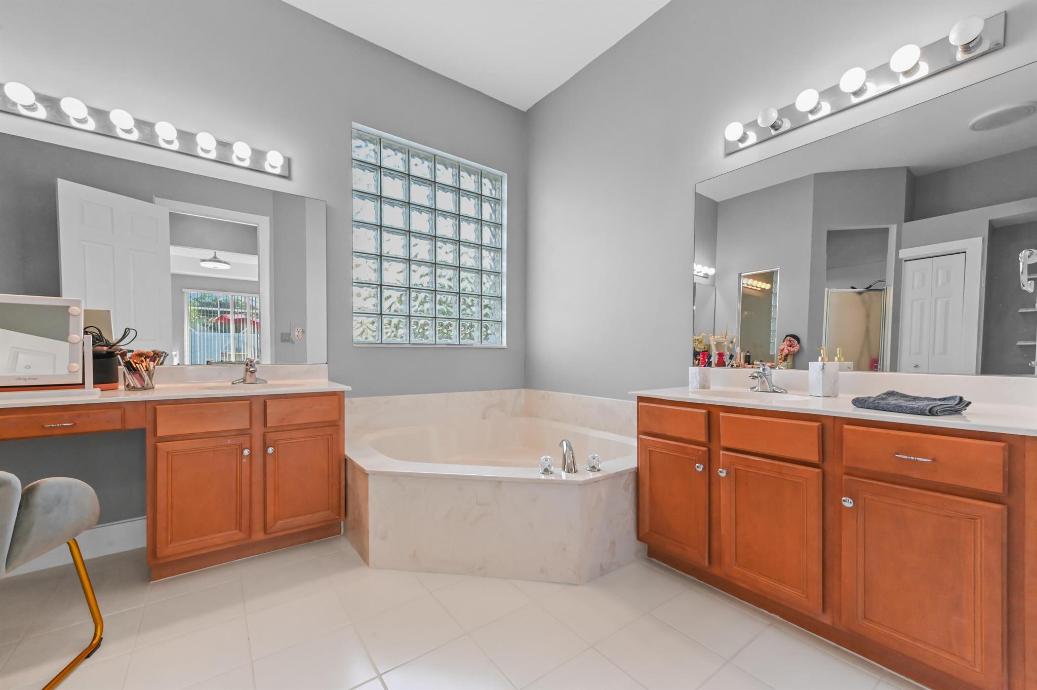 VERNON HEIGHTS - Residential