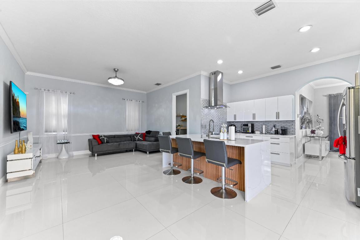 VERNON HEIGHTS - Residential