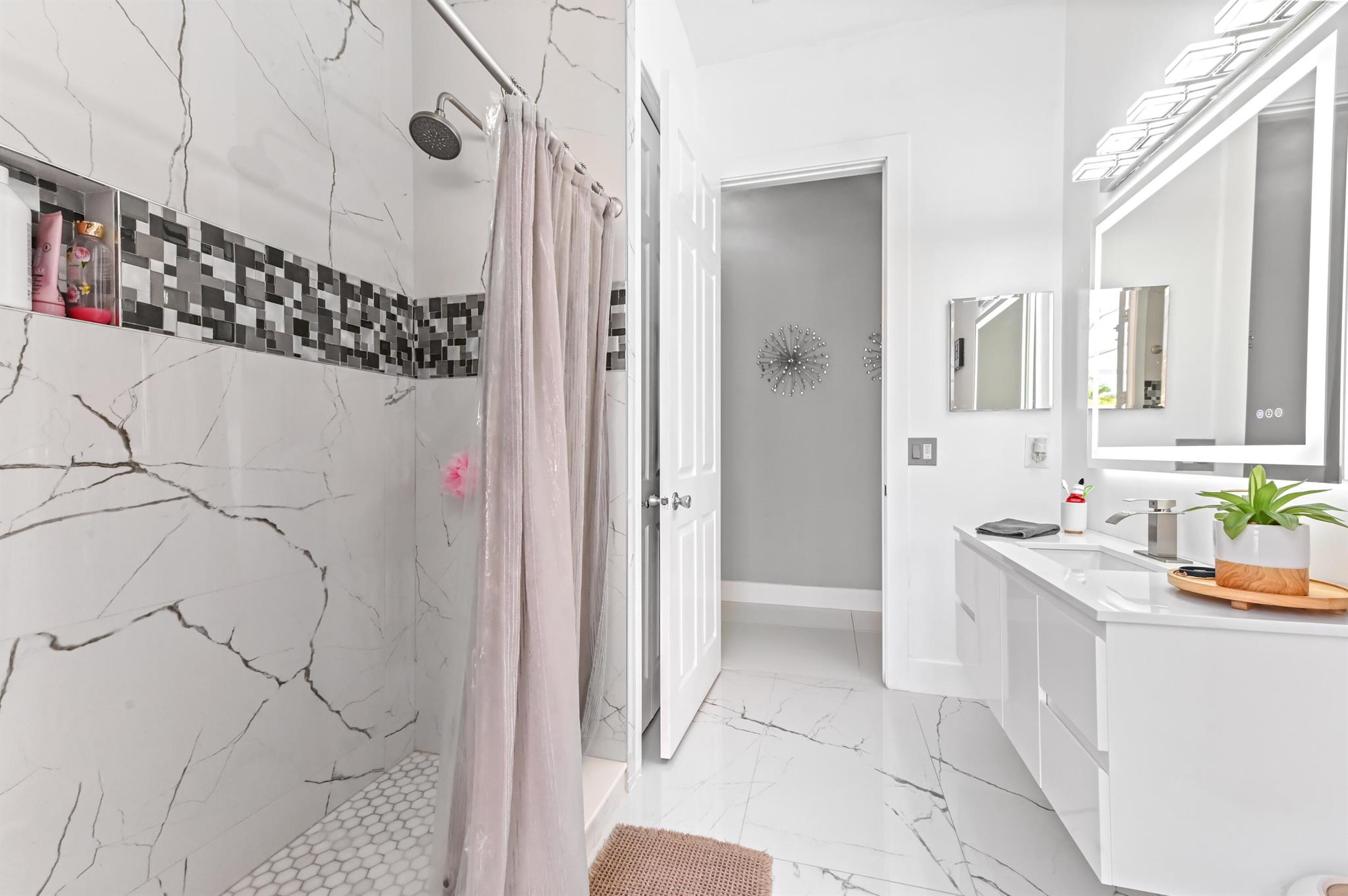 VERNON HEIGHTS - Residential