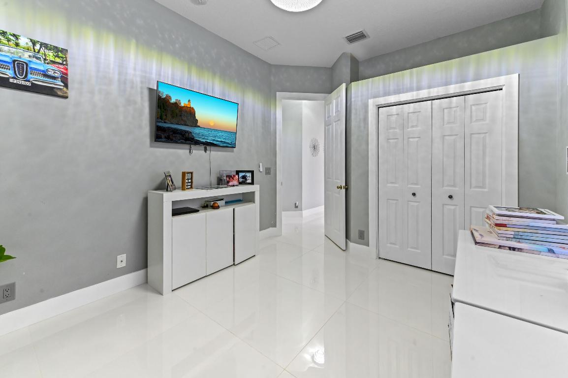 VERNON HEIGHTS - Residential