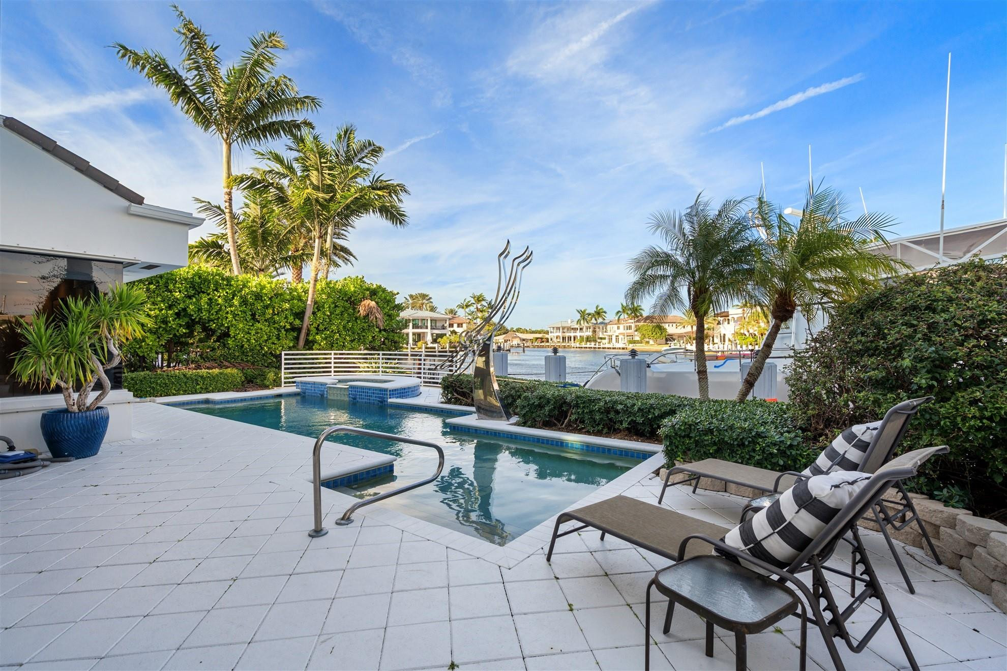 Lighthouse Point 5th Sec - Residential