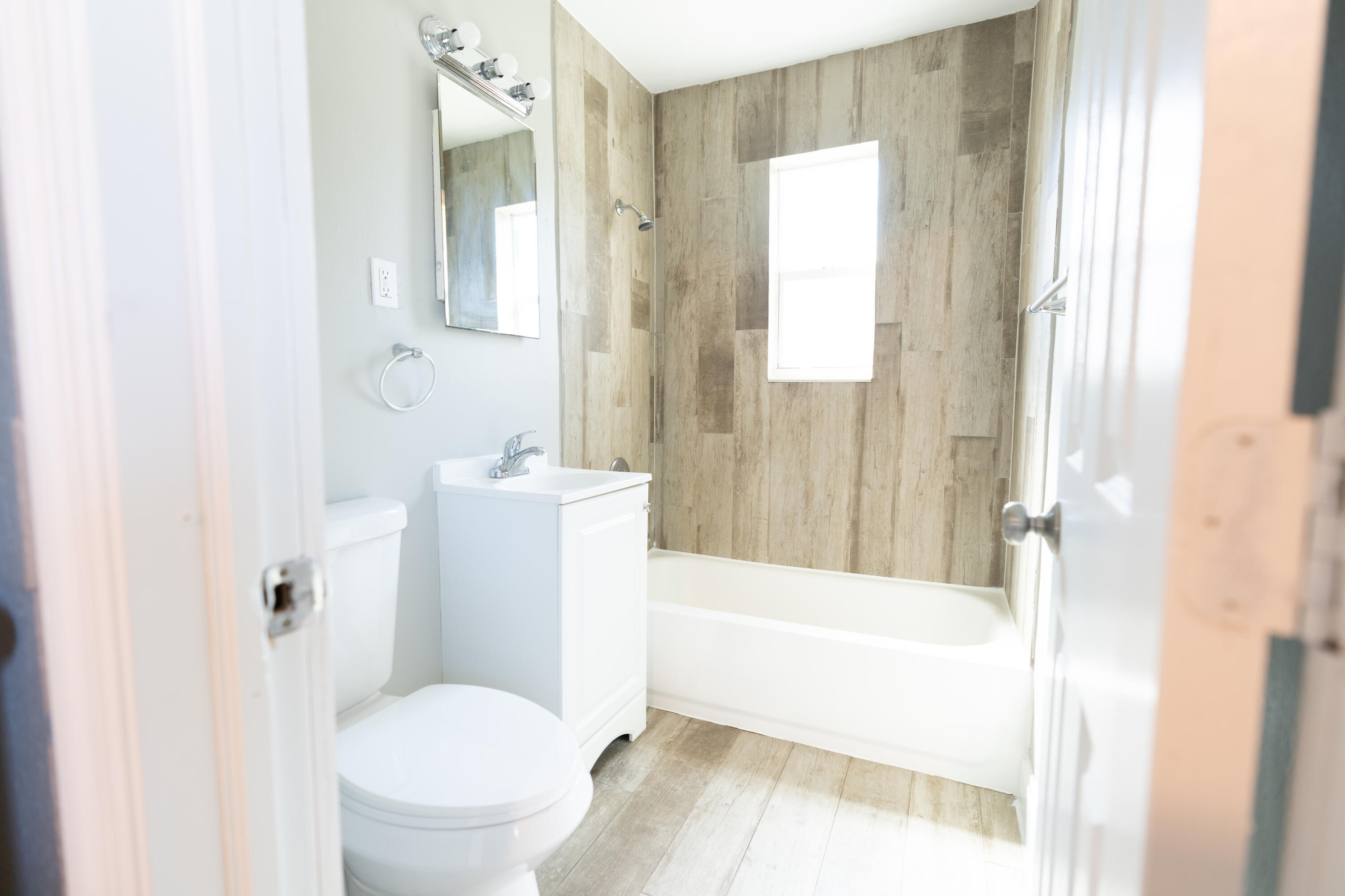 SUB 19-44-43 - Residential Lease