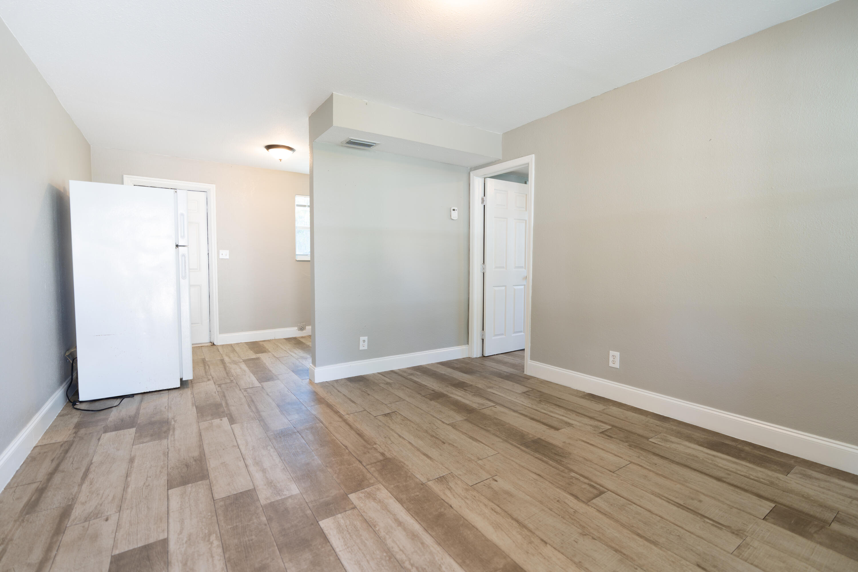 SUB 19-44-43 - Residential Lease