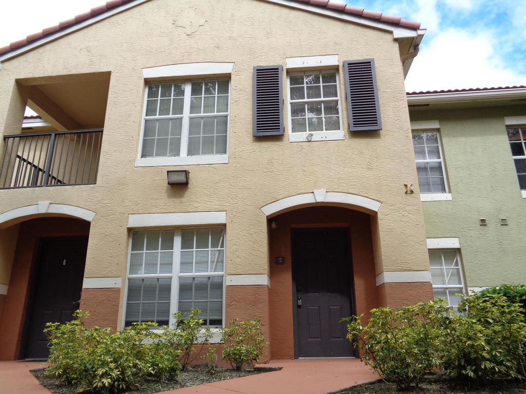Photo of 10300 Fox Trail Road S #810, Royal Palm Beach, FL 33411 (MLS # R11135163)