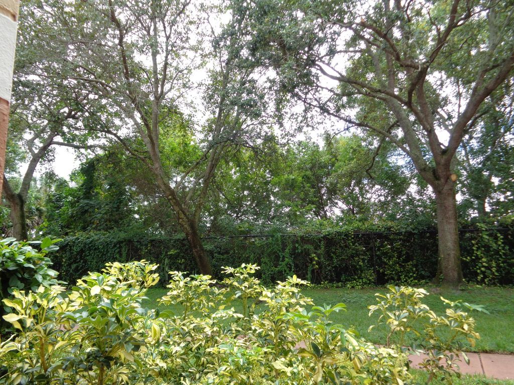 Photo of 10300 Fox Trail Road S #810, Royal Palm Beach, FL 33411 (MLS # R11135163)