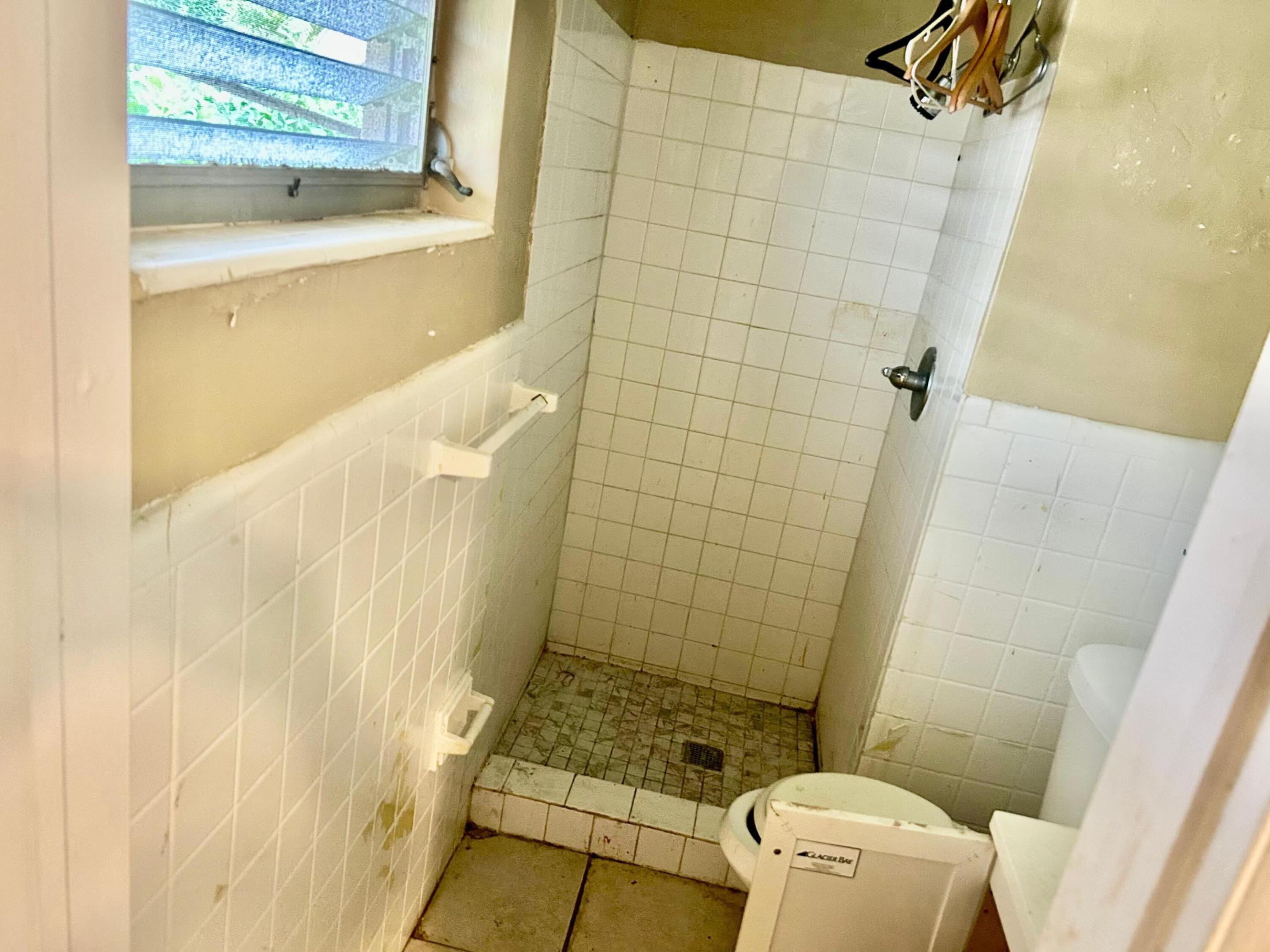 BREEZE HAVEN NO 2 - Residential