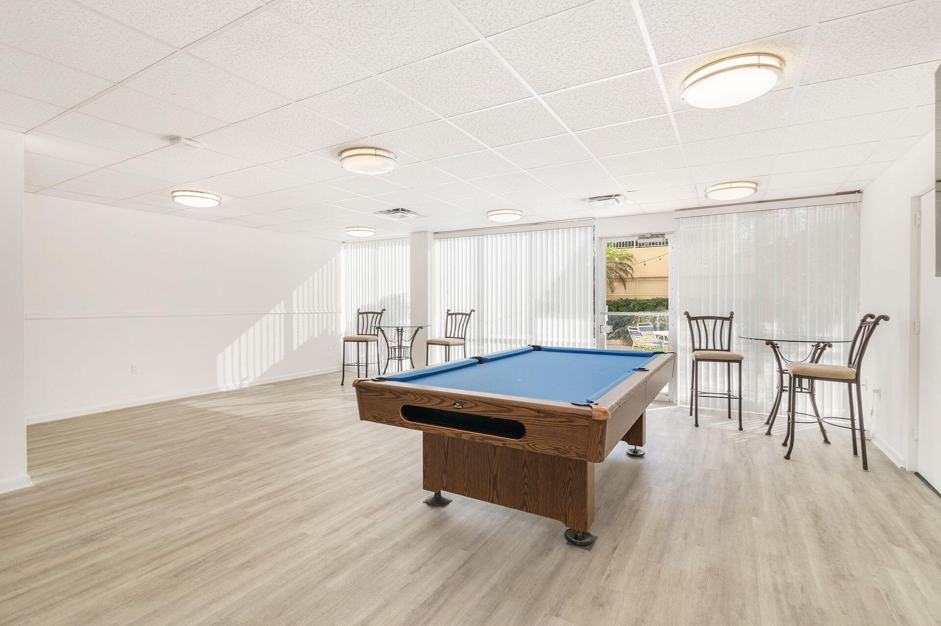 LA BONNE VIE CONDO - Residential Lease