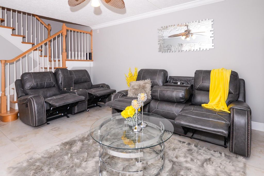 Photo of 1302 Nebraska Avenue #12c, Fort Pierce, FL 34950 (MLS # R10966522)