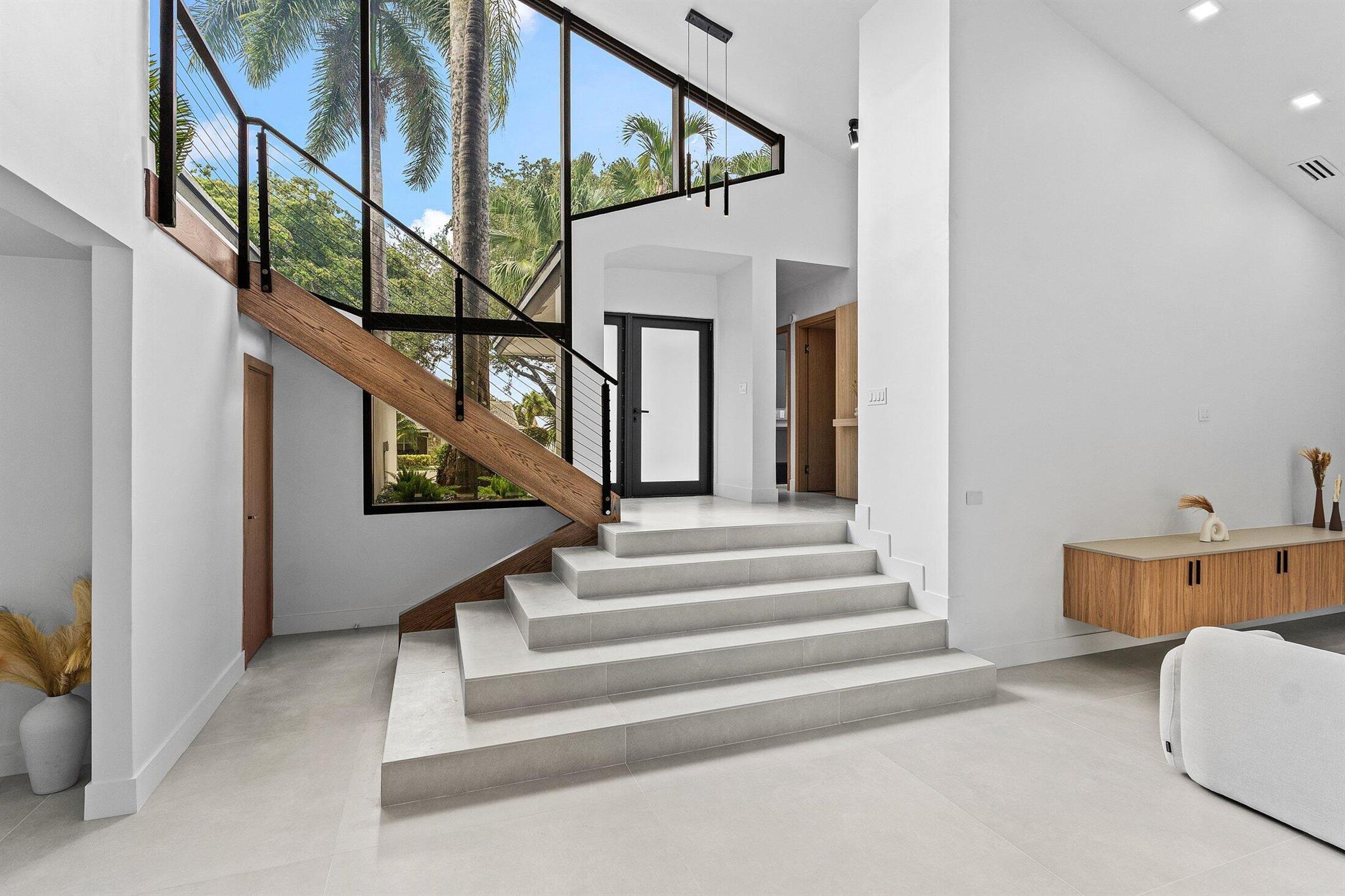 BOCA TIERRA 1ST SEC - Residential Lease