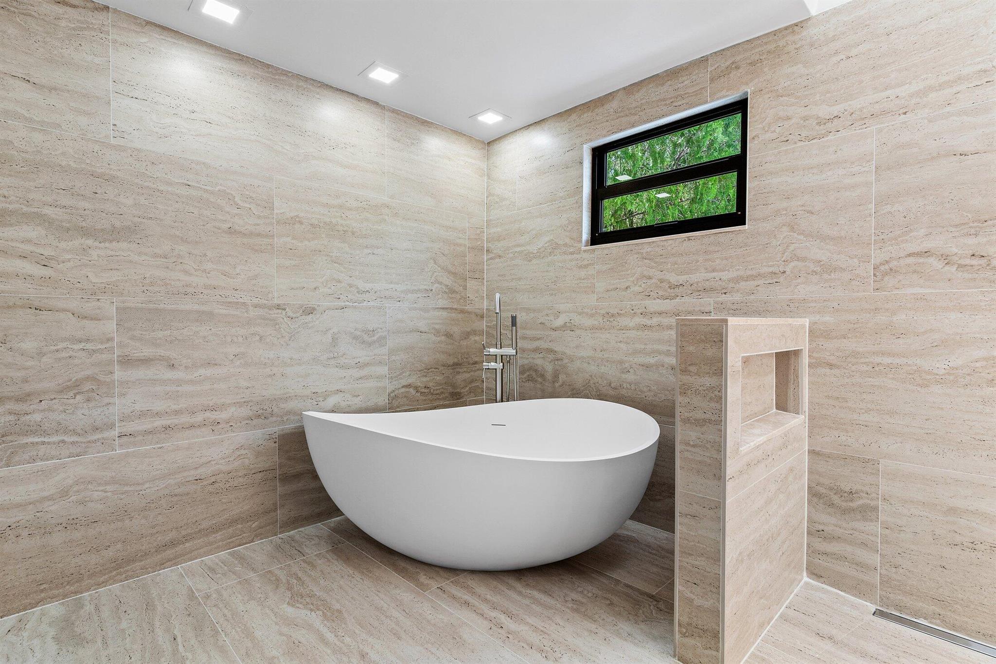 BOCA TIERRA 1ST SEC - Residential Lease