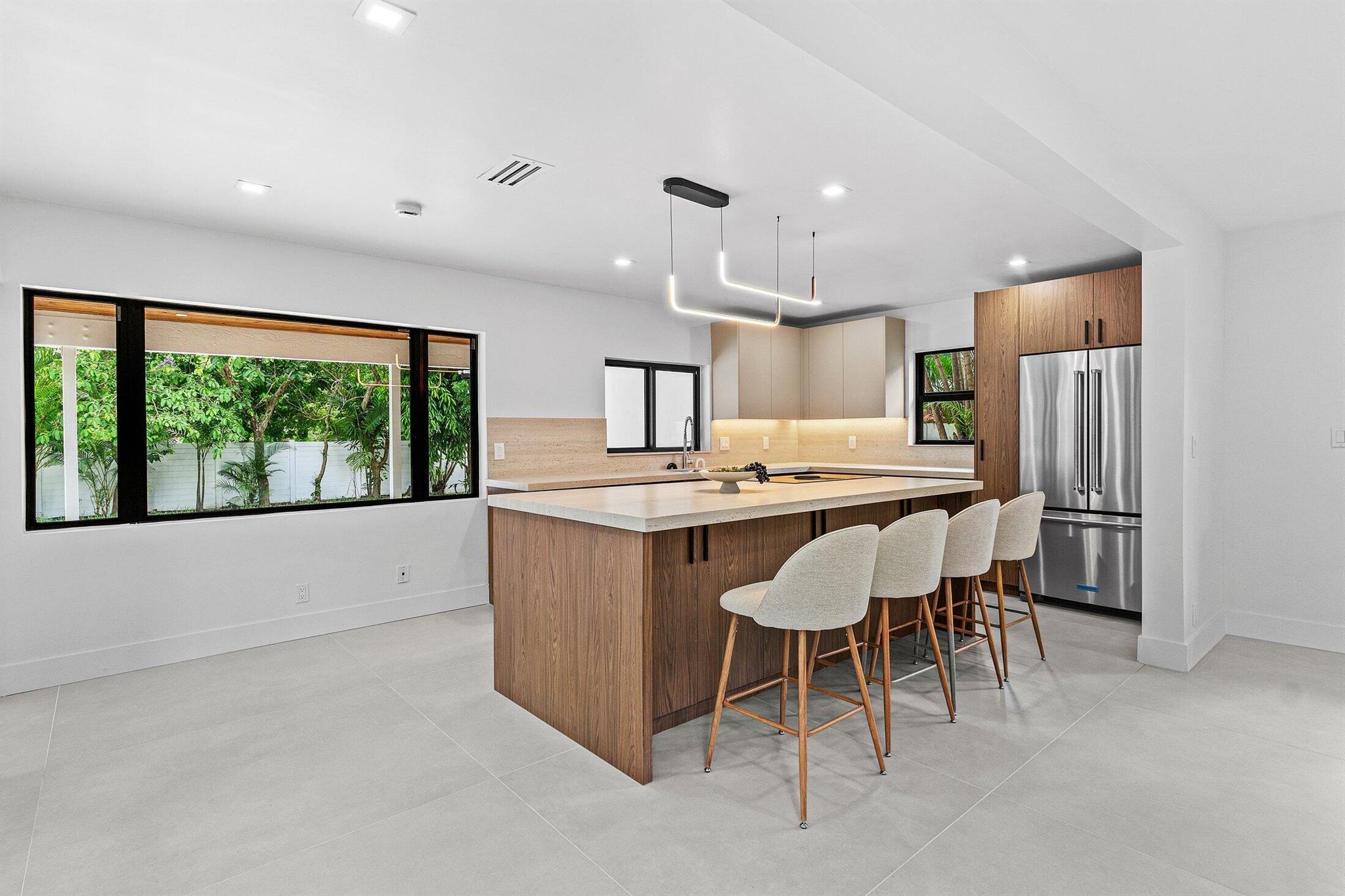 BOCA TIERRA 1ST SEC - Residential Lease