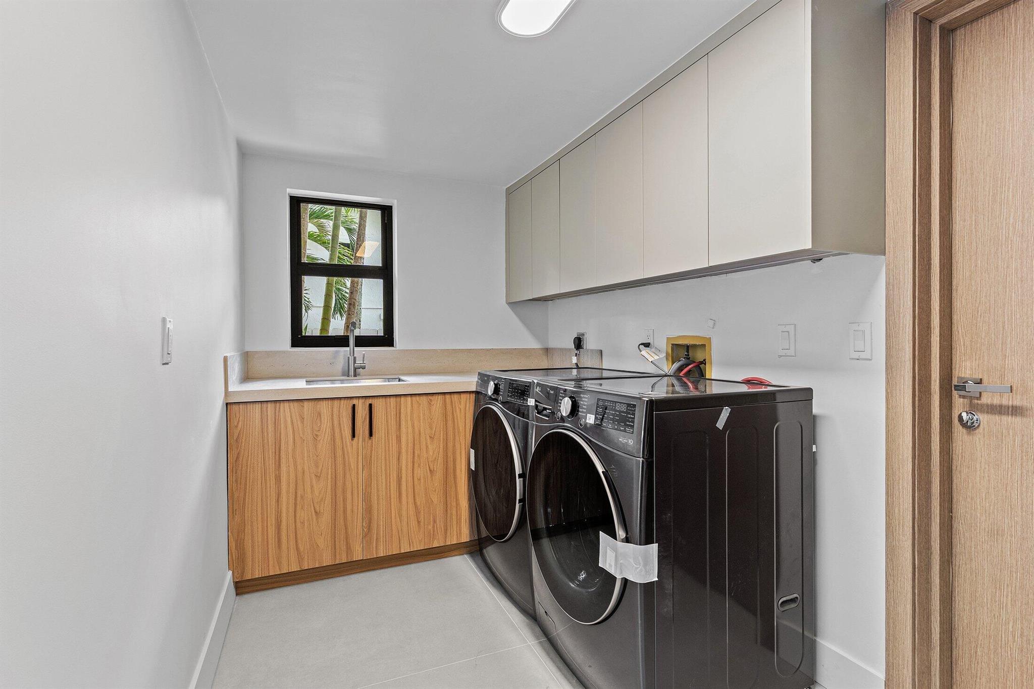 BOCA TIERRA 1ST SEC - Residential Lease