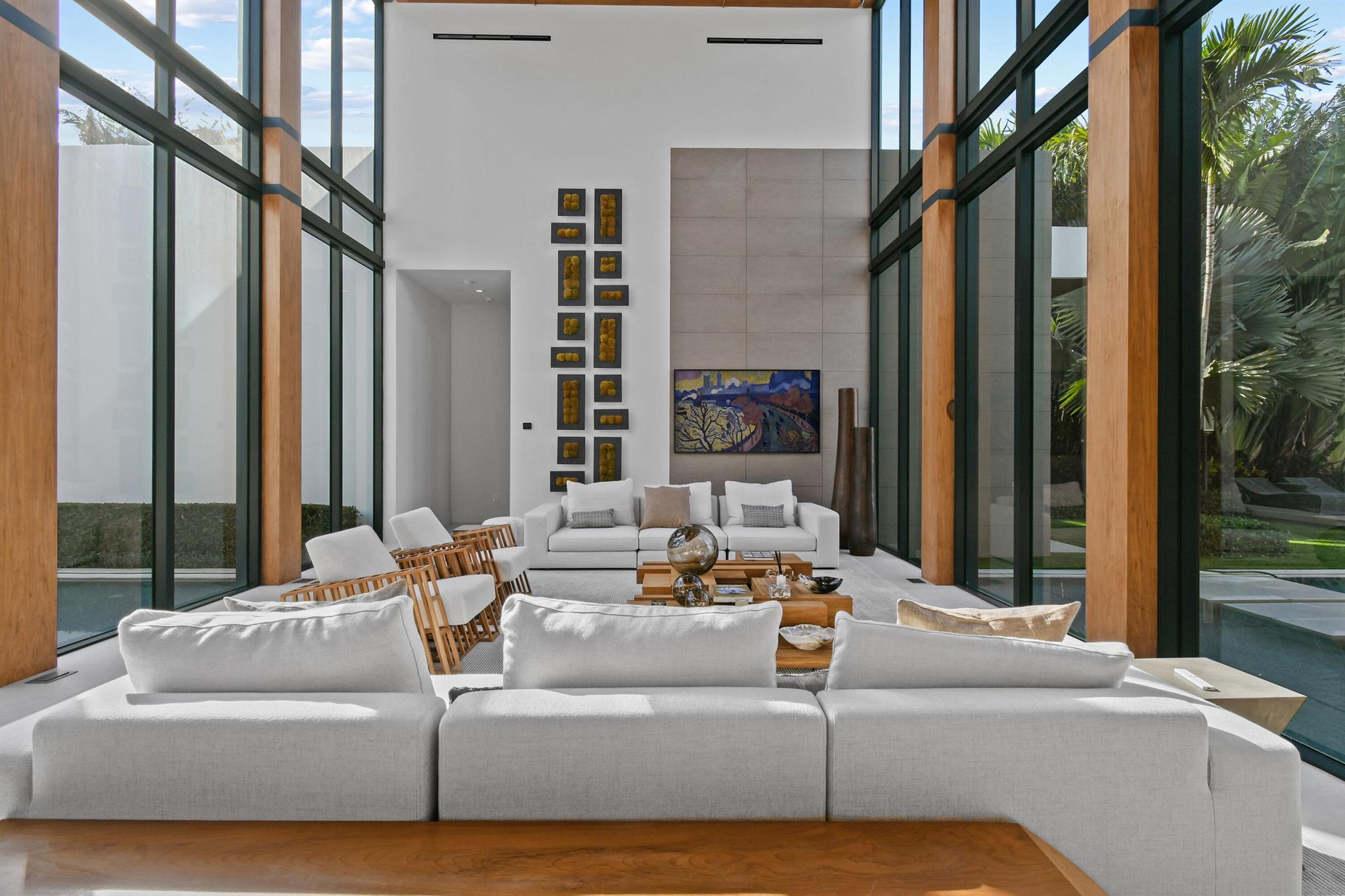 ADMIRALS COVE - Residential