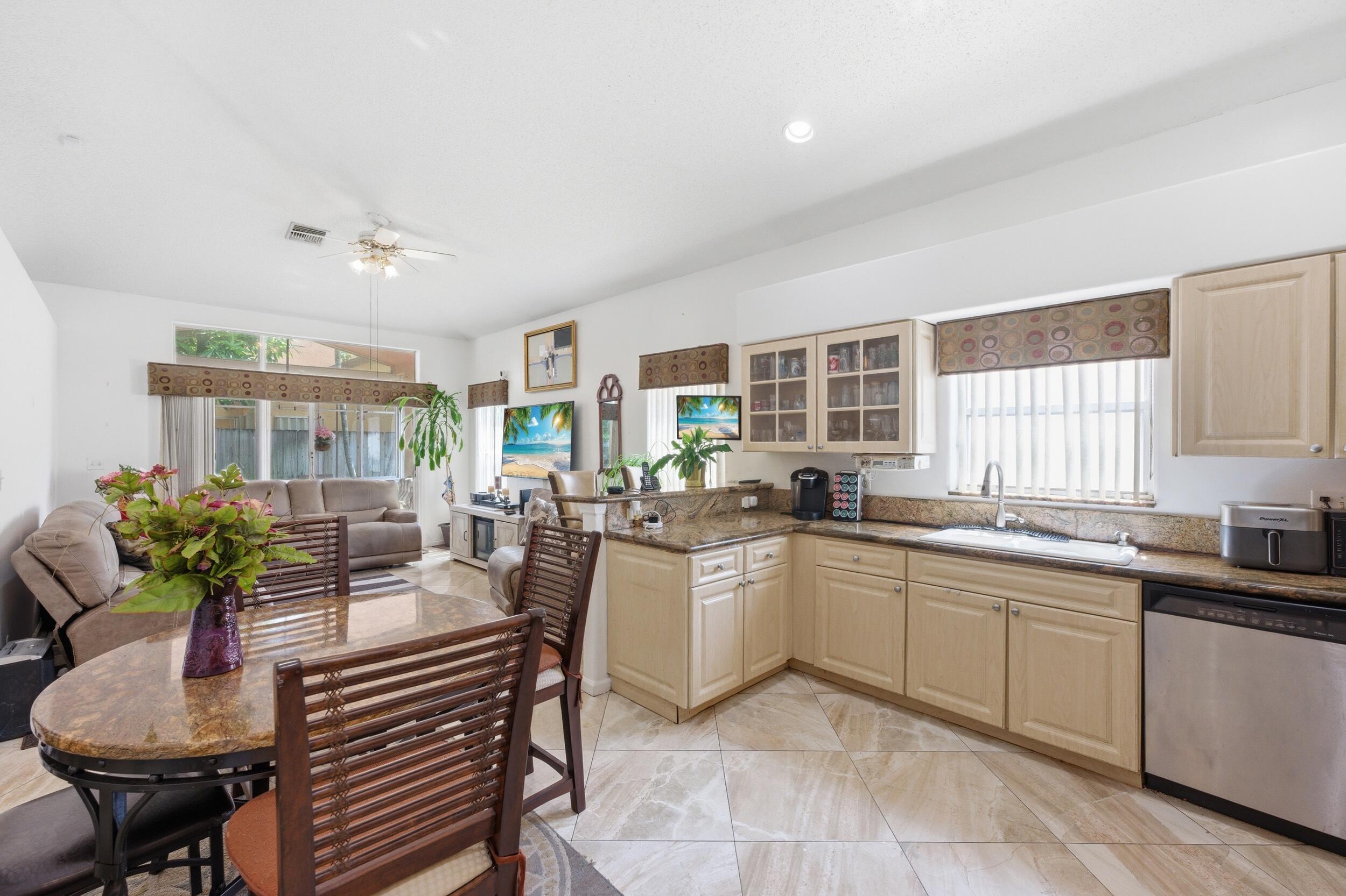 SARATOGA AT ROYAL PALM 1 - Residential