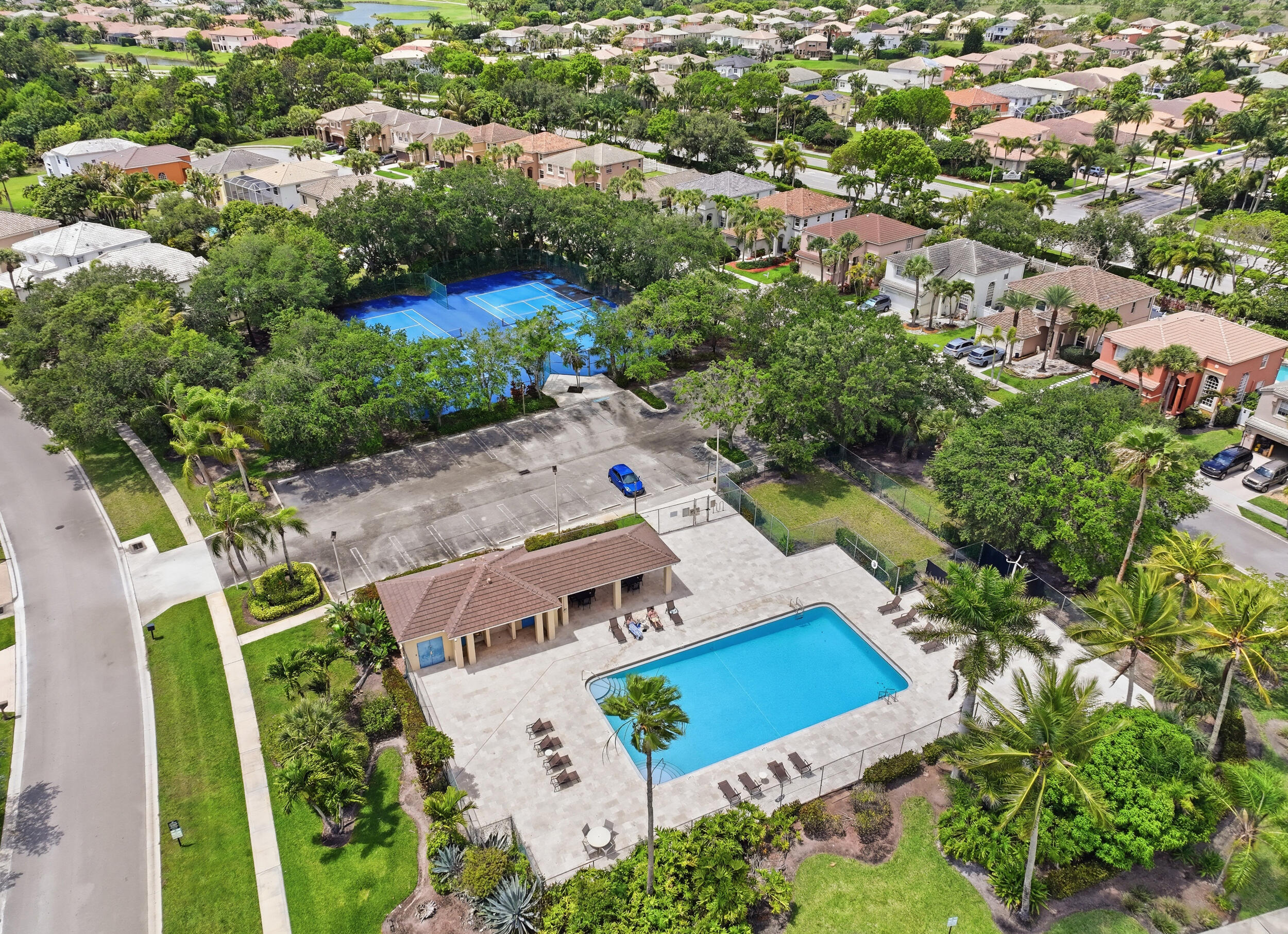 SARATOGA AT ROYAL PALM 1 - Residential