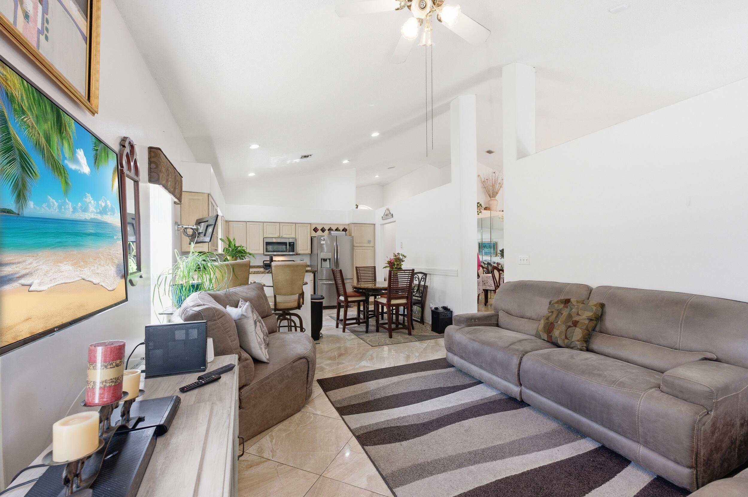 SARATOGA AT ROYAL PALM 1 - Residential