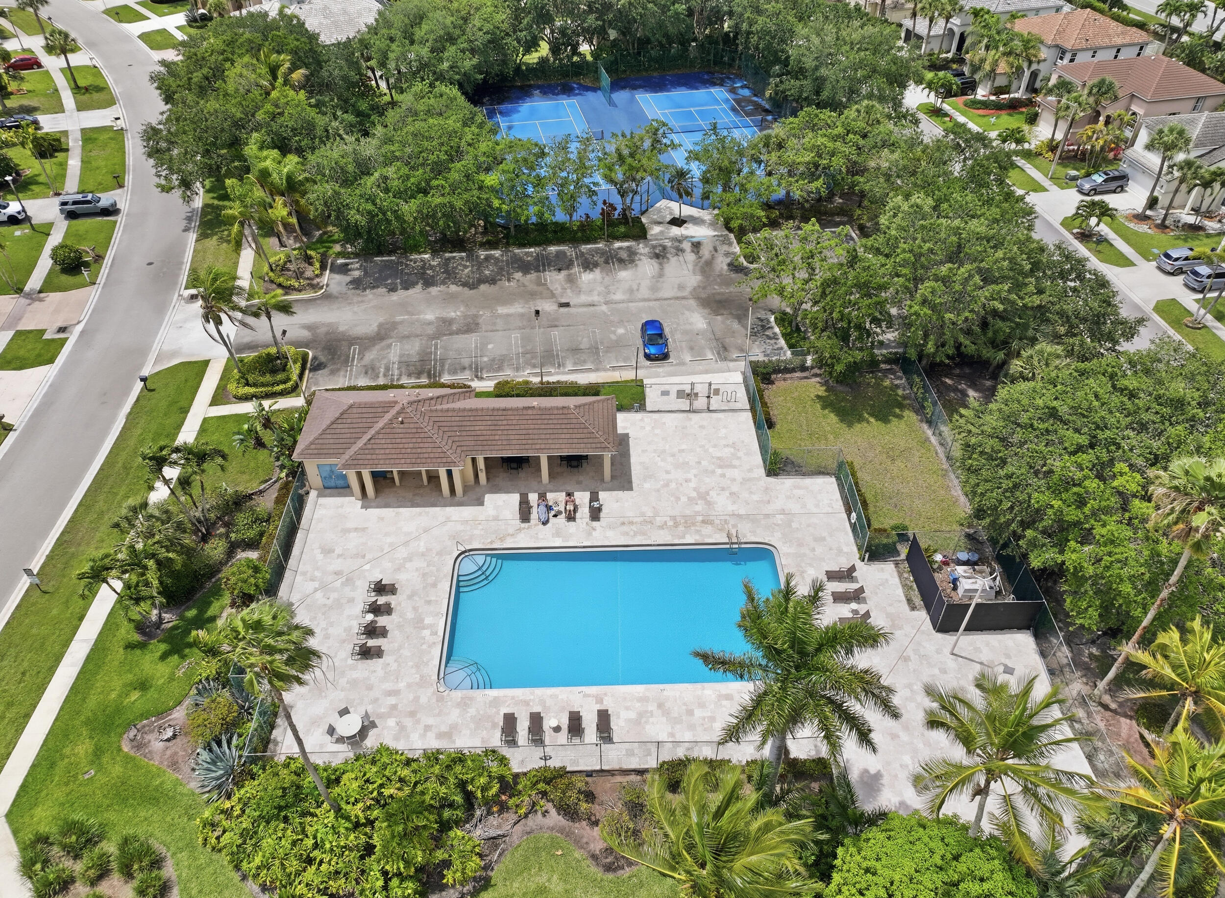 SARATOGA AT ROYAL PALM 1 - Residential