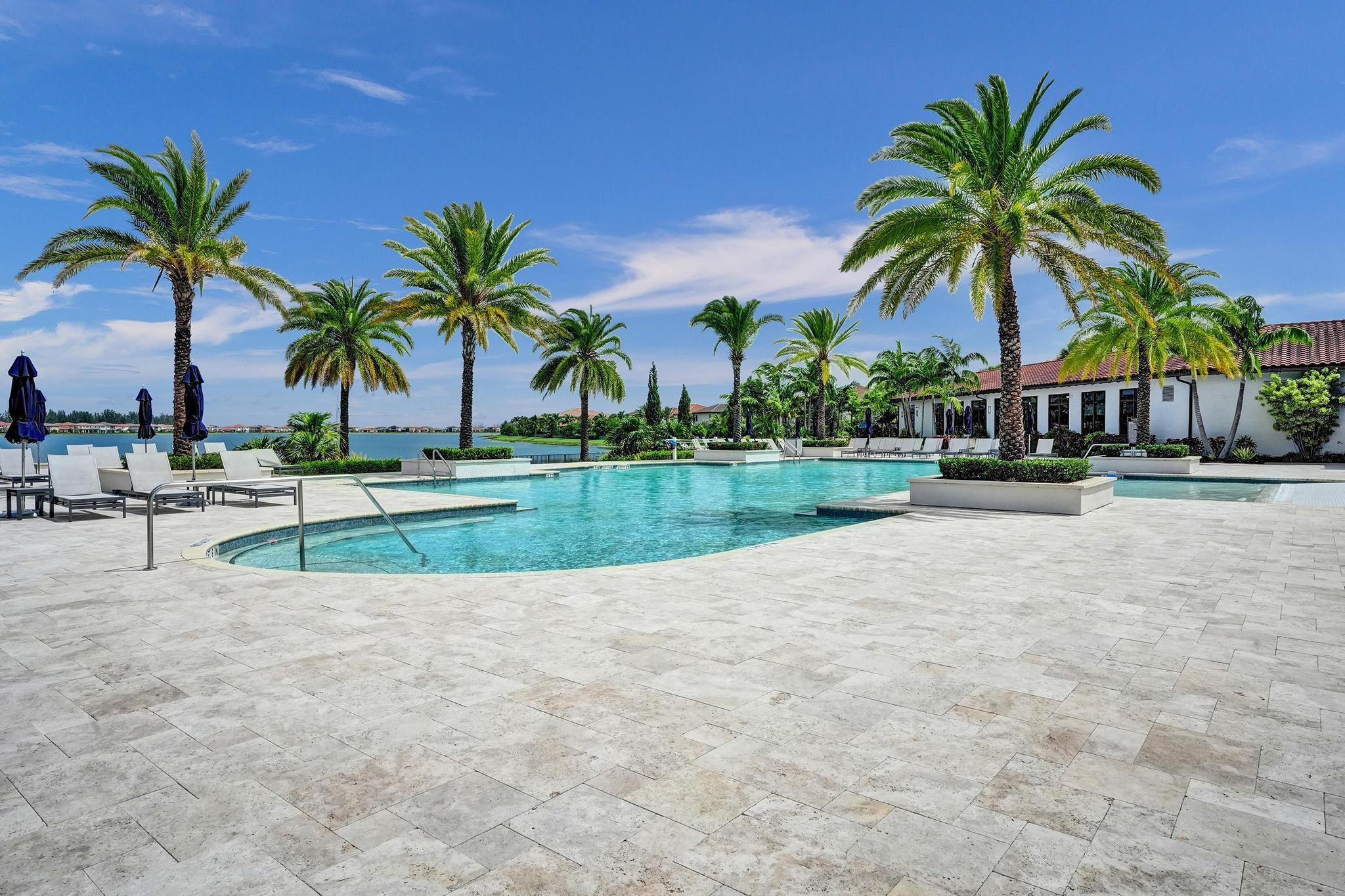 Parkland Bay 183-49 B - Residential