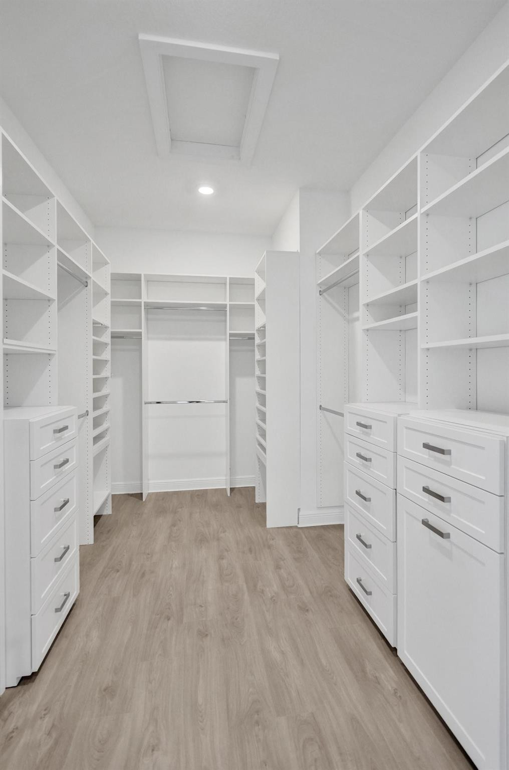 Parkland Bay 183-49 B - Residential