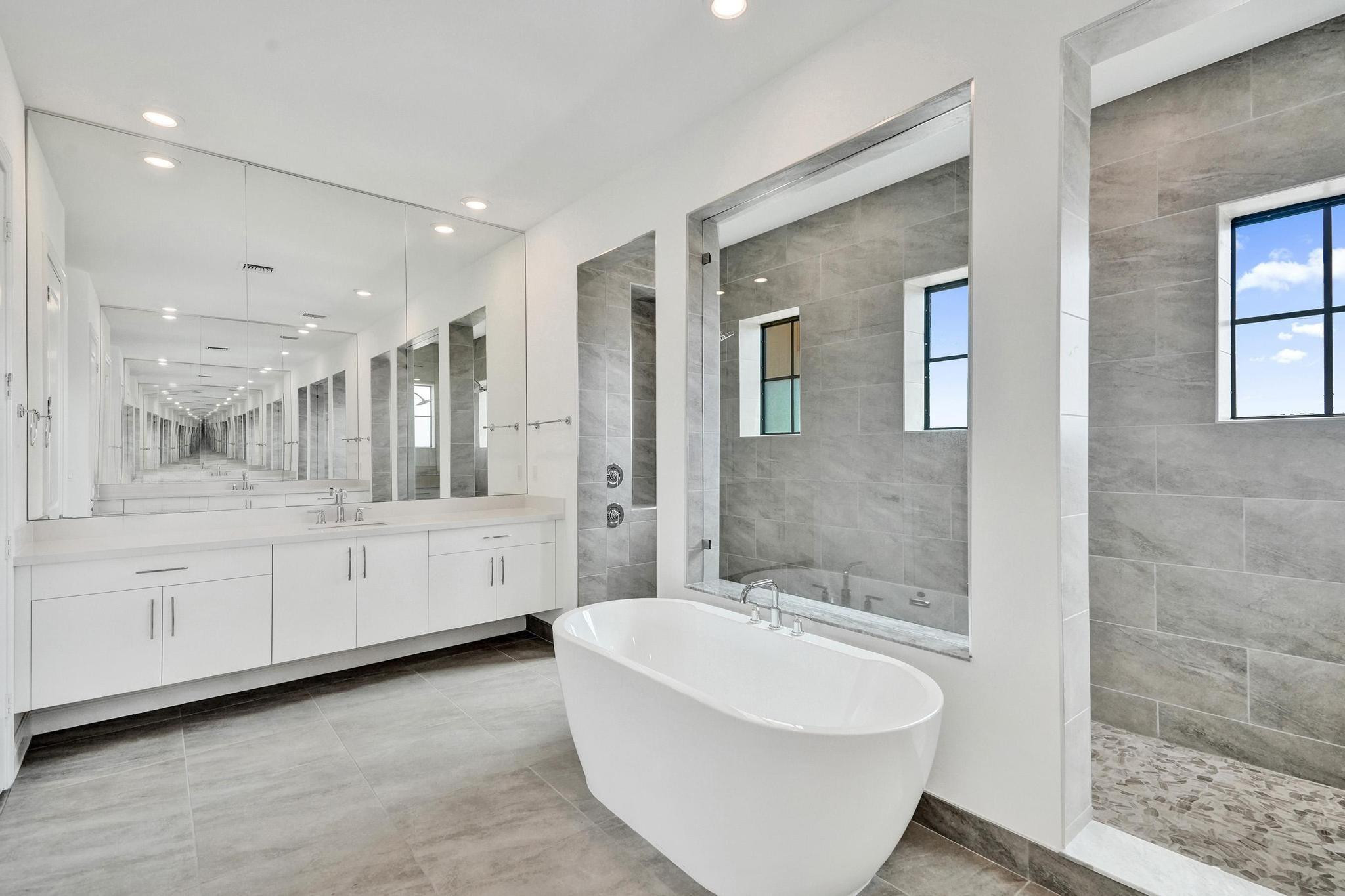 Parkland Bay 183-49 B - Residential