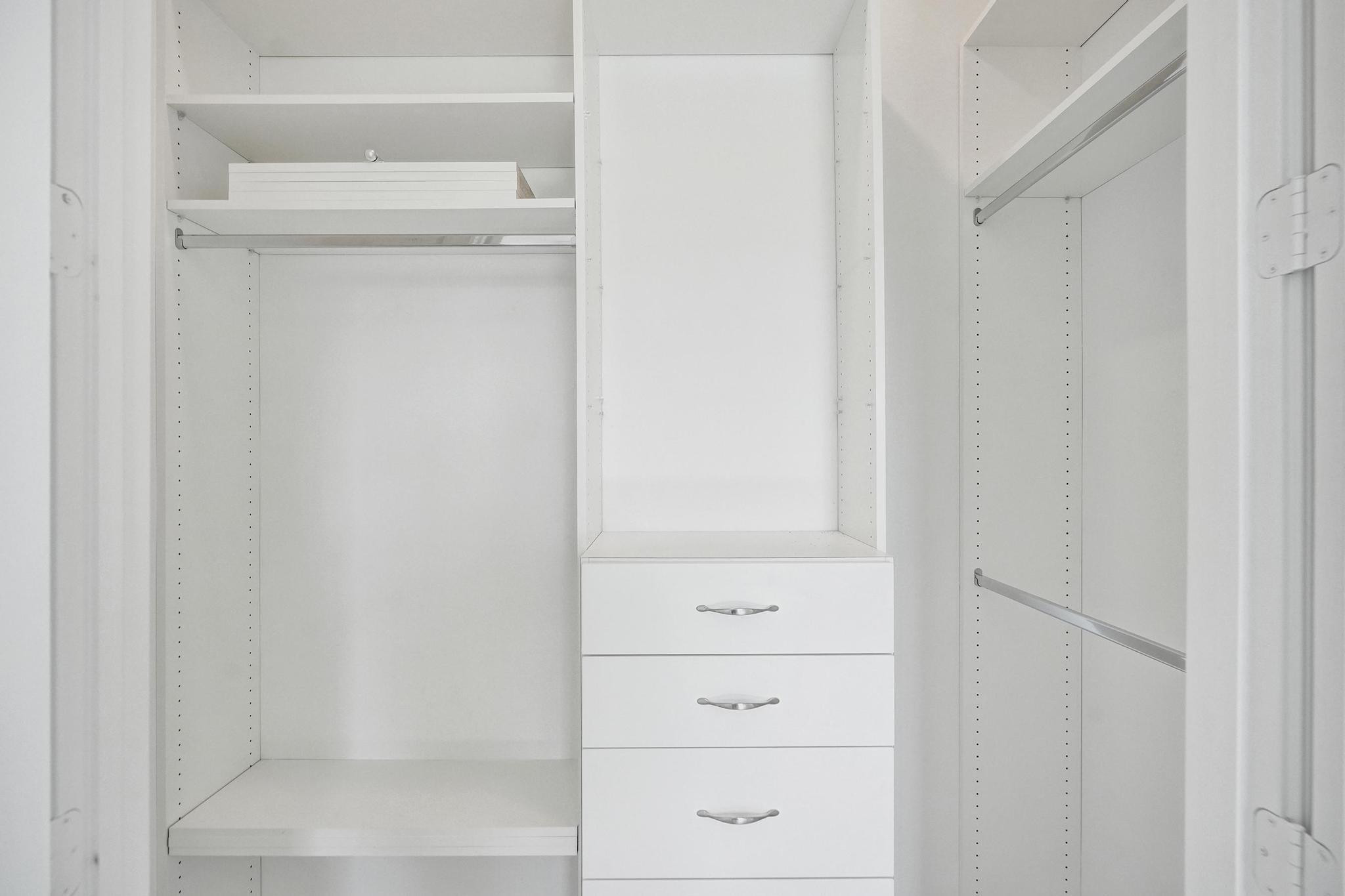 Parkland Bay 183-49 B - Residential