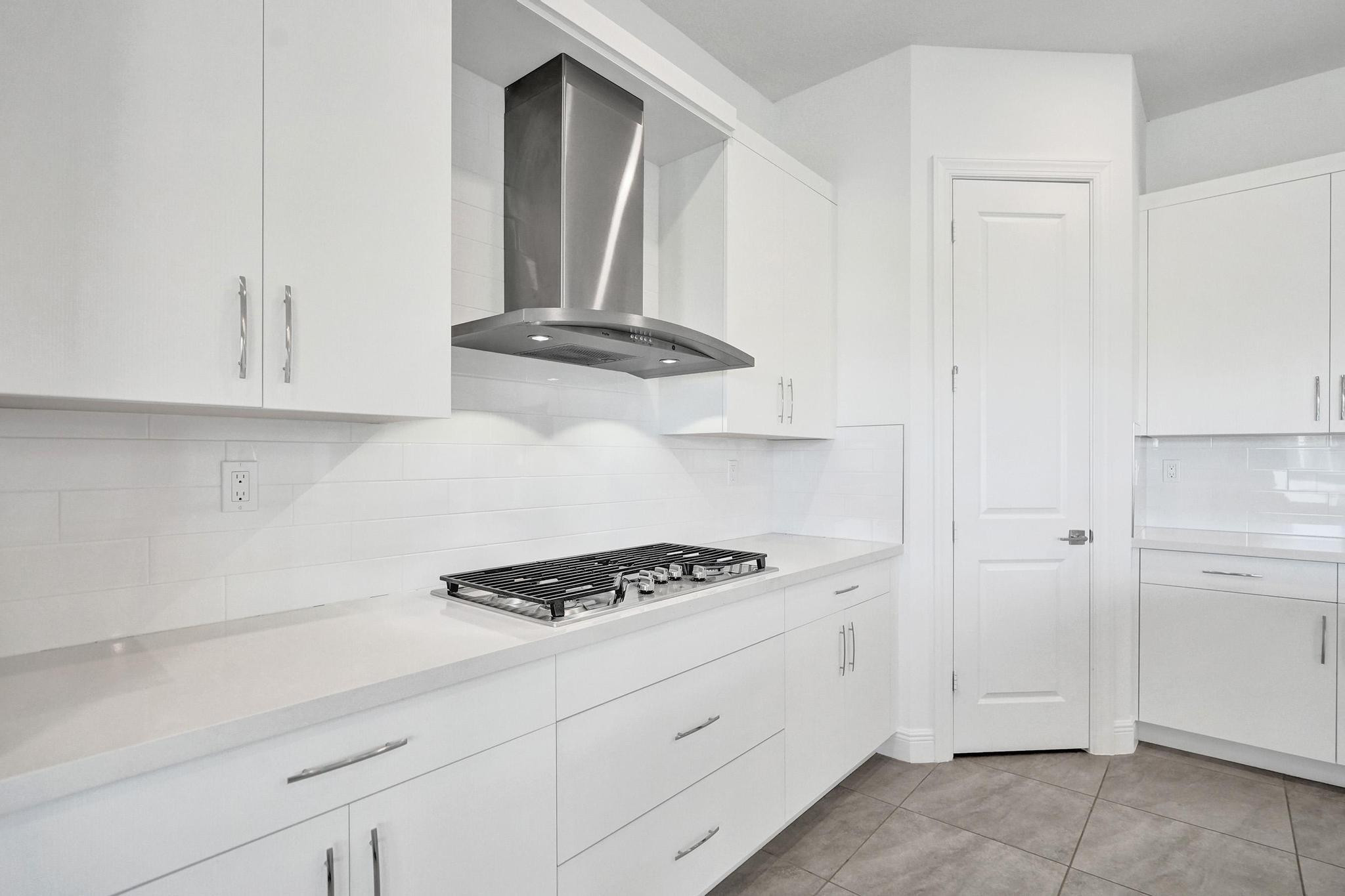 Parkland Bay 183-49 B - Residential