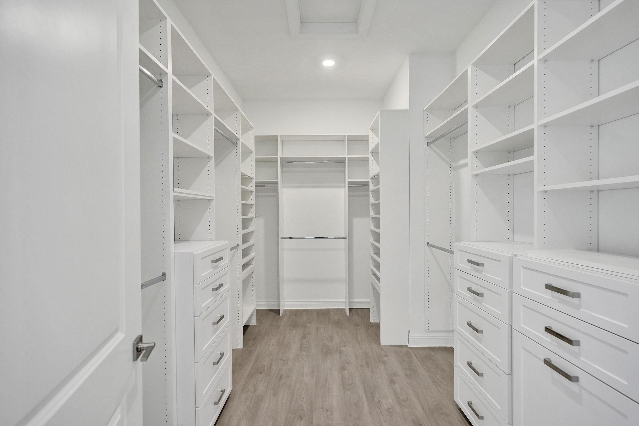 Parkland Bay 183-49 B - Residential