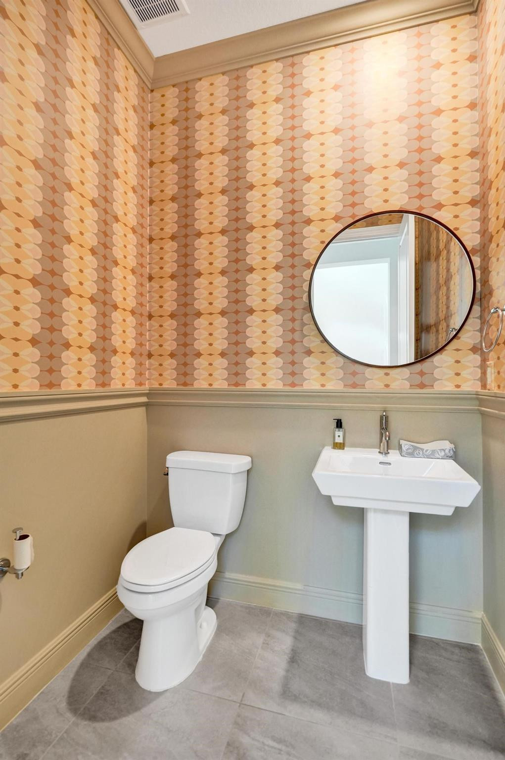 Parkland Bay 183-49 B - Residential