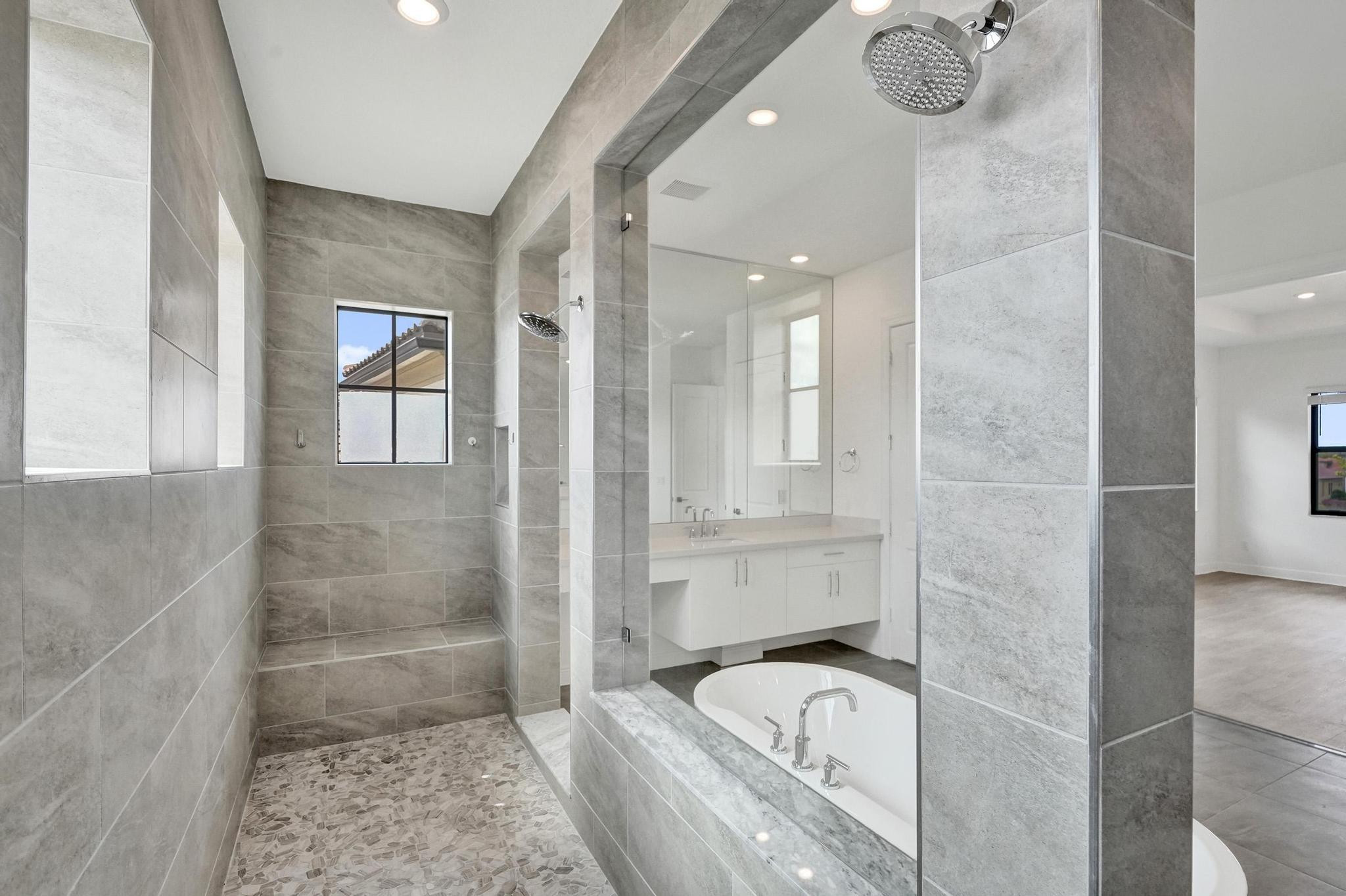 Parkland Bay 183-49 B - Residential