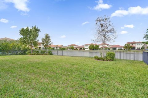 Tiny photo for 12195 Lake Trail Lane, Parkland, FL 33076 (MLS # F10556346)