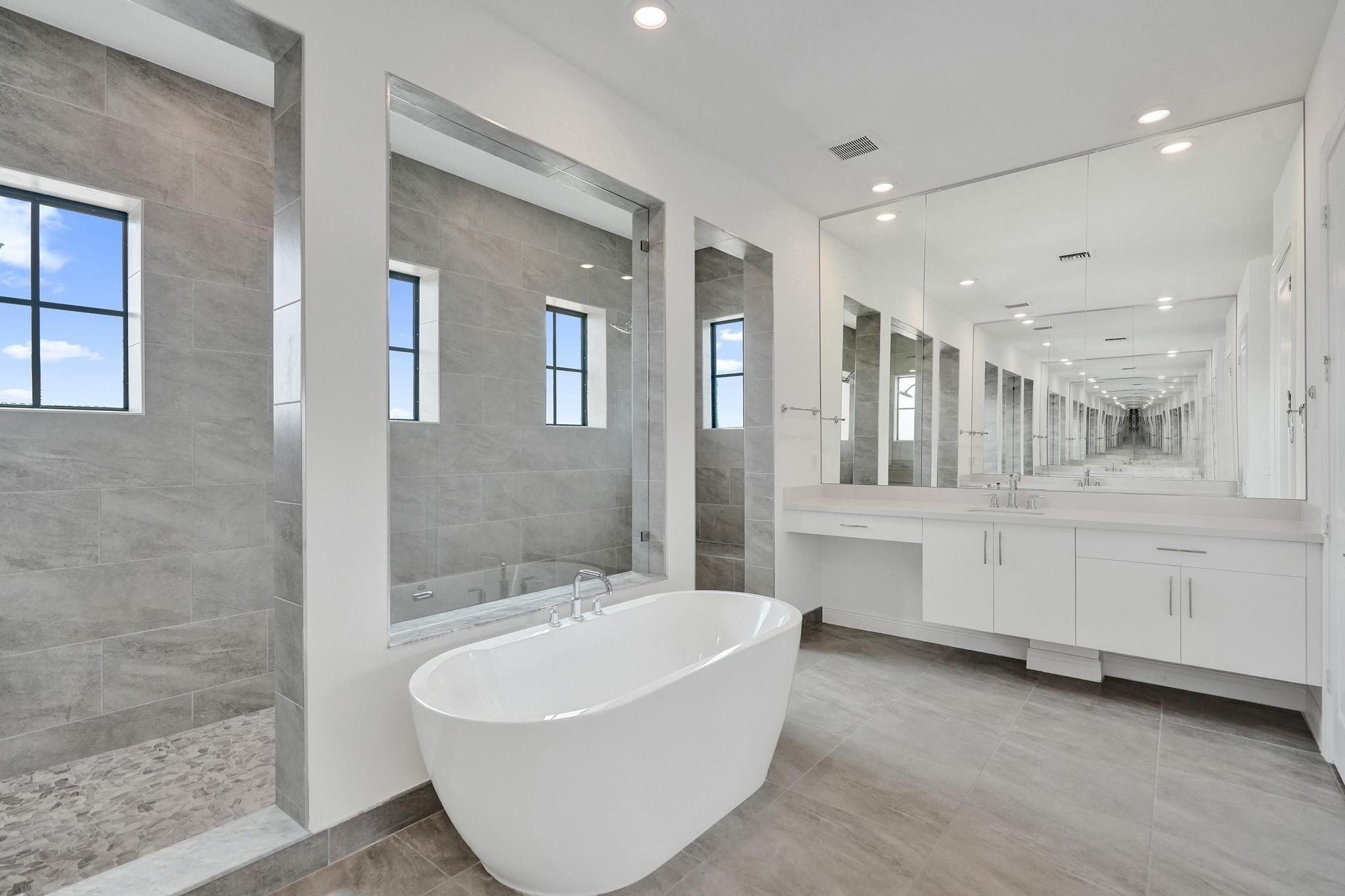 Parkland Bay 183-49 B - Residential