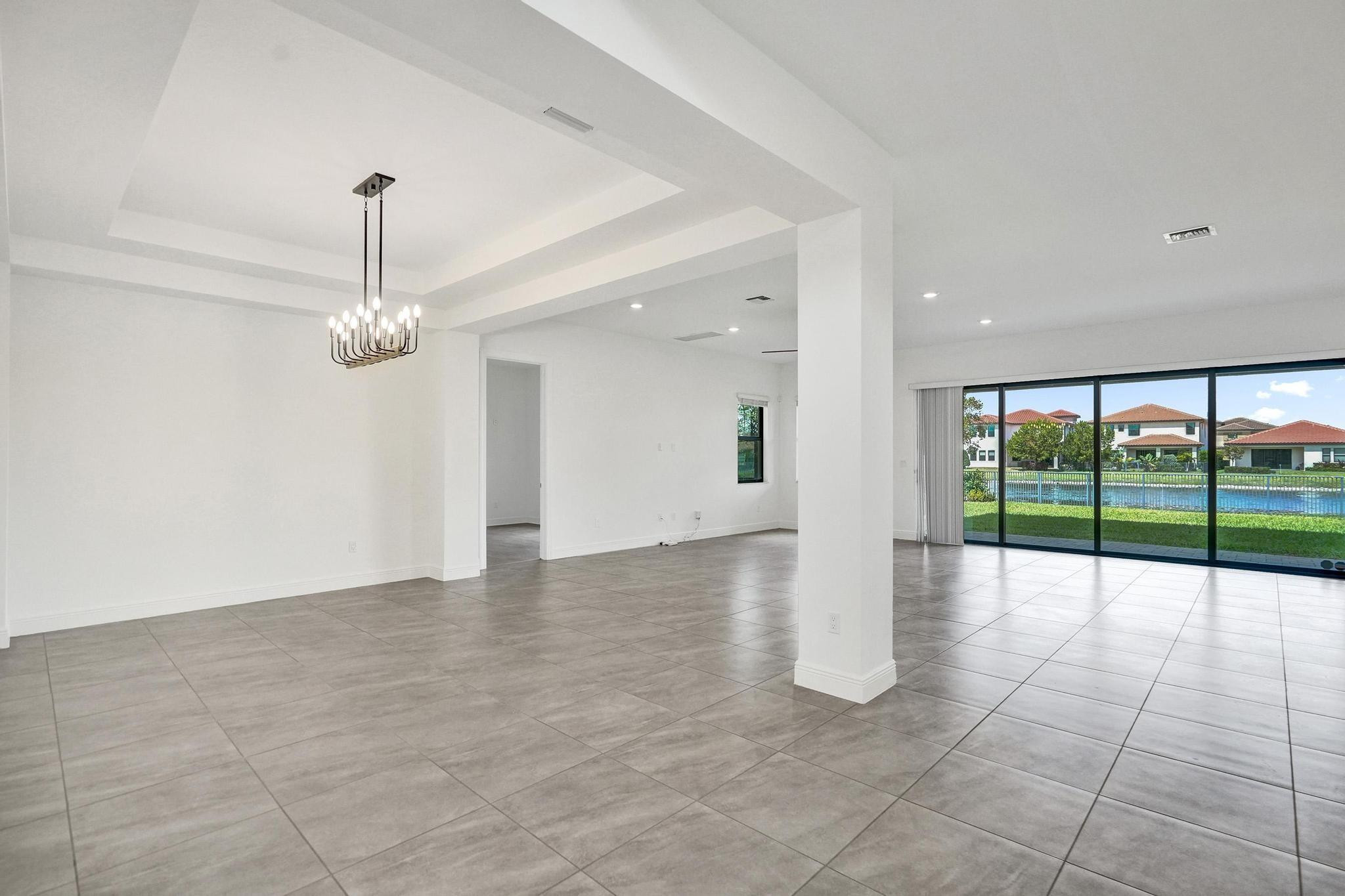 Parkland Bay 183-49 B - Residential