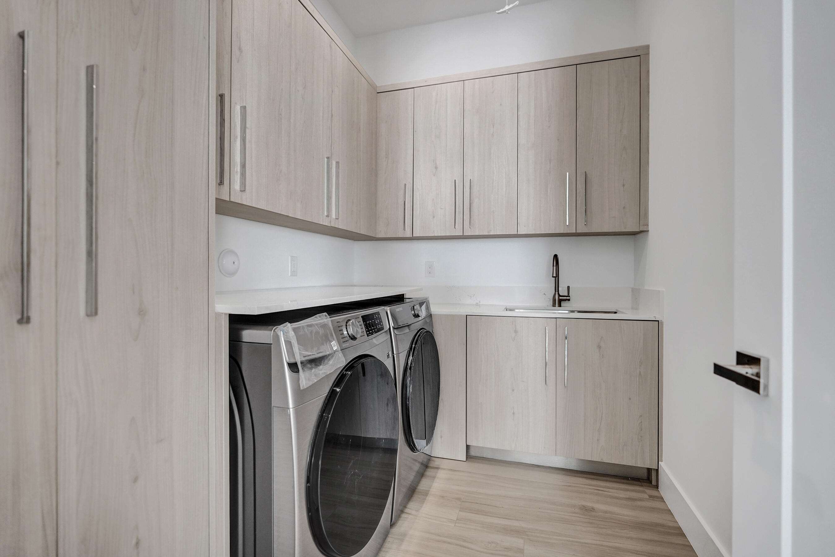 DELL PARK - Residential